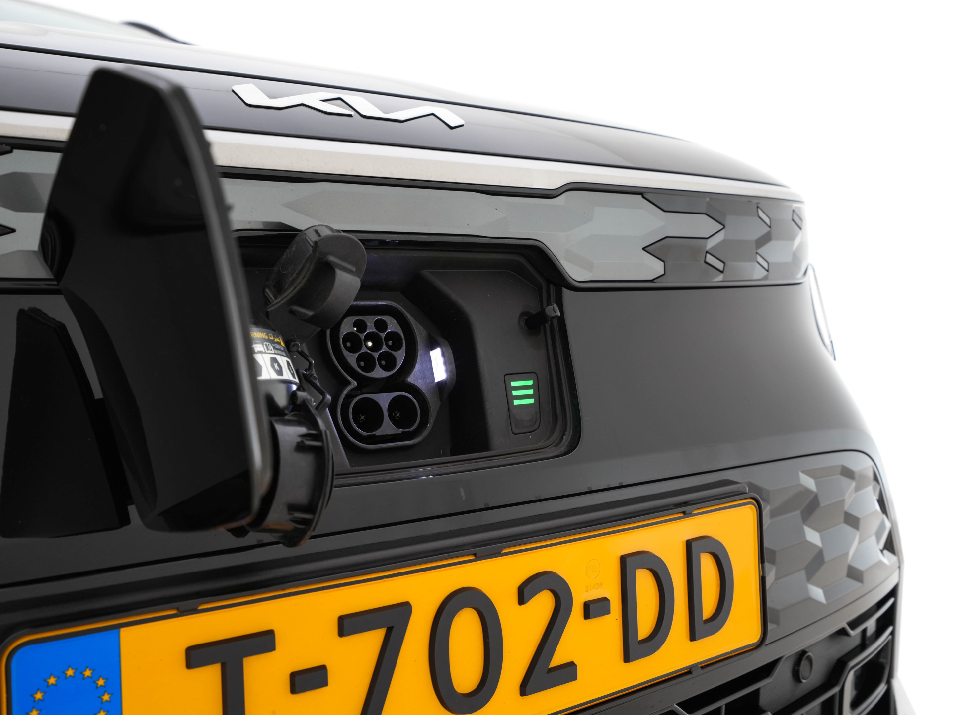 Kia Niro EV DynamicPlusLine 64.8 kWh [ 3-Fase ] (INCL-BTW) Aut. *PANO | HEAD-UP | LEATHER | DIGI-COCKPIT | NAVI-FULLMAP | DAB | ADAPT.CRUISE | CAMERA | COMFORT-SEATS | KEYLESS | DIGI-COCKPIT | SHIFT-PADDLES | HEATED-SEATS | CARPLAY | LANE-