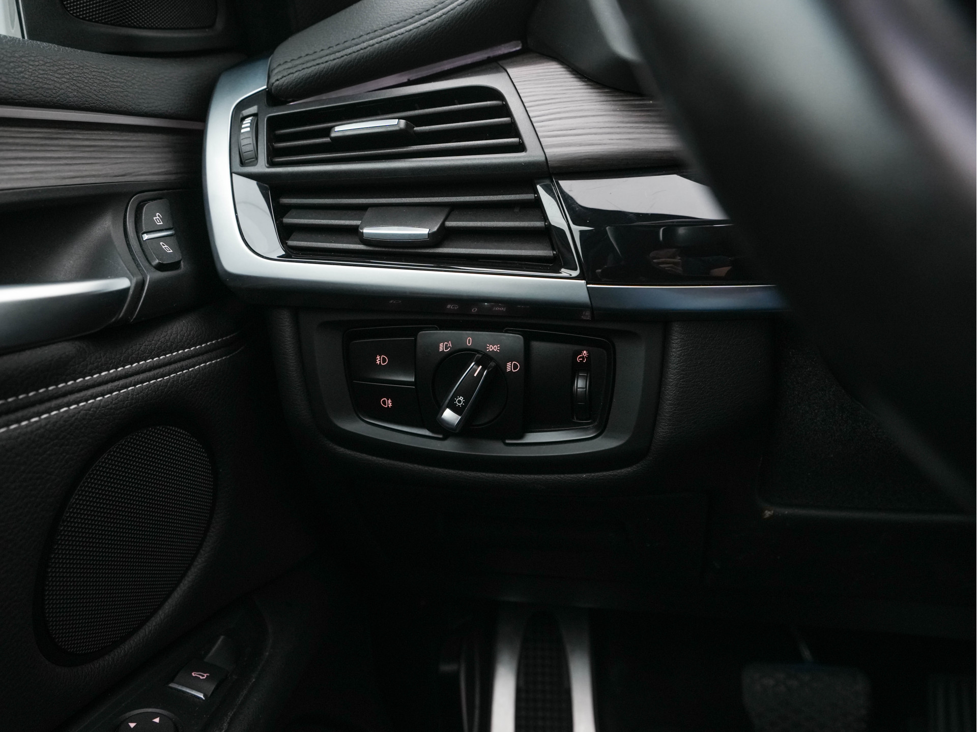 BMW X6 xDrive30d High Executive Design-Edition-Extravagance Aut. *PANO | LEATHER-ALCANTARA | FULL-LED | MEMORY-PACK | HEAD-UP | HIFI-SOUND | KEYLESS | DAB+ | BLIND-SPOT | CAMERA | HEATED-SPORTSEATS | SHIFTPADDLES | SOFTCLOSE | TOWBAR | 20''ALU*