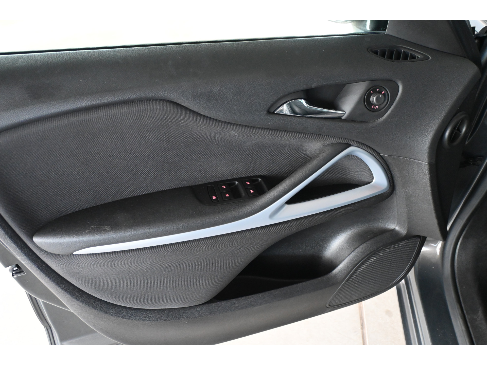 Opel Zafira Tourer 1.4 Edition 7p Clima Cruise control Navigatie PDC Goed Onderhouden! Inruil Mogelijk!