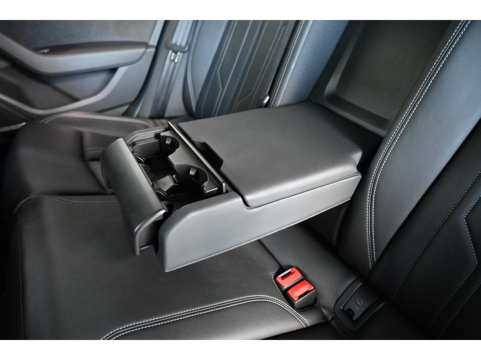 Audi A6 Avant 45 TFSI Quattro S-edition Clima Adaptieve cruise LED Matrix Leder 100% Onderhouden Inruil mogelijk