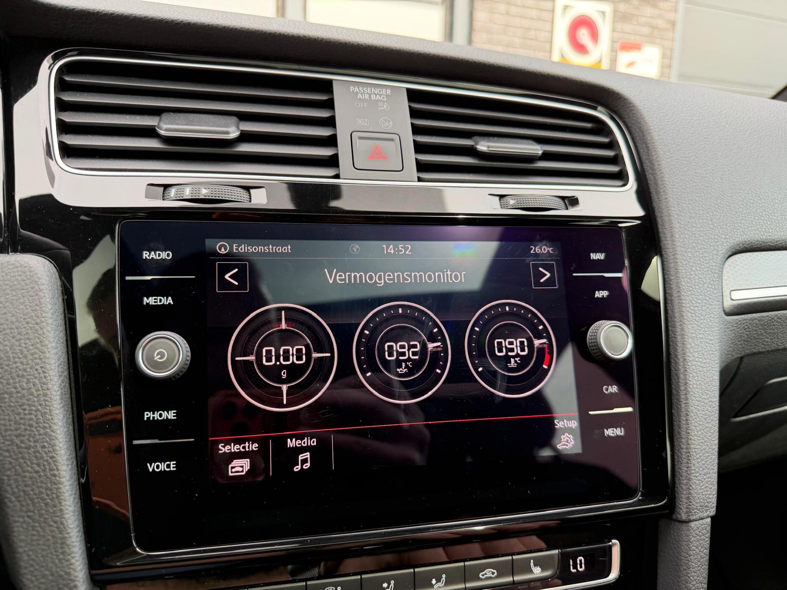 Volkswagen Golf 2.0 TSI GTI Performance | 3/6/12MND GARANTIE | PANO | LED | ACC | TREKHAAK | NAVI | STOELVERW. |