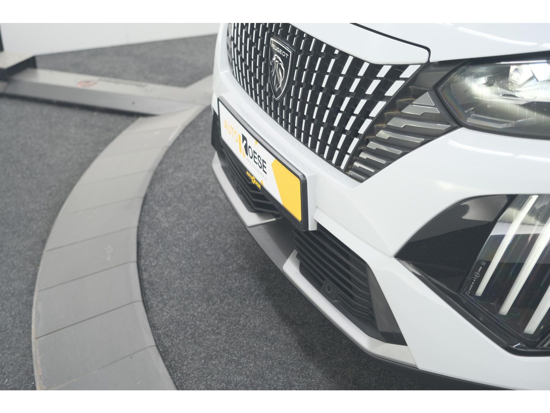 Peugeot 2008 PureTech 130 EAT8 GT | Camera | Apple Carplay | Parkeersensoren
