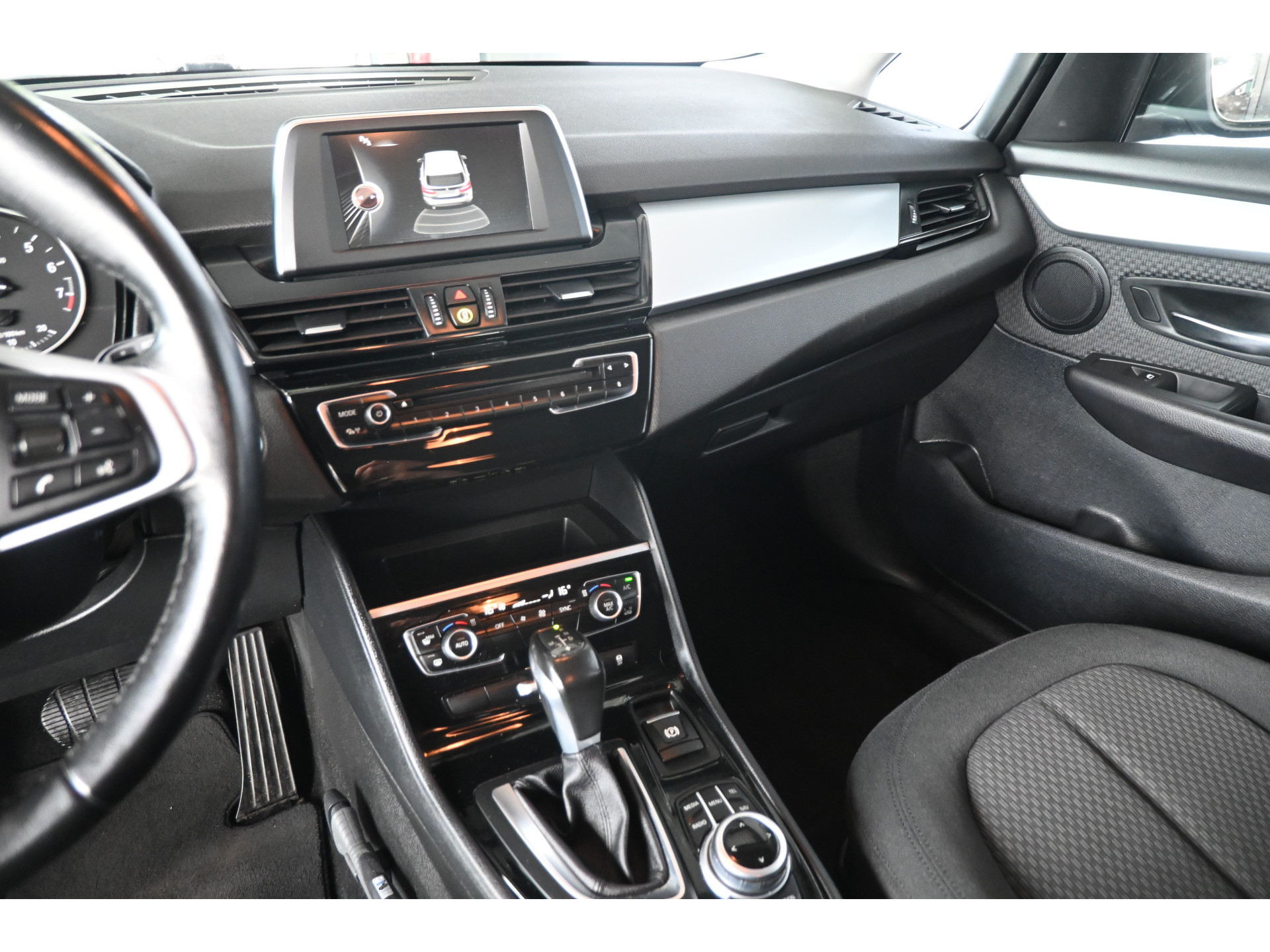 BMW 2-serie Active Tourer 218i Automaat Centennial Executive Navigatie LED Rijklaarprijs! Inruil Mogelijk!