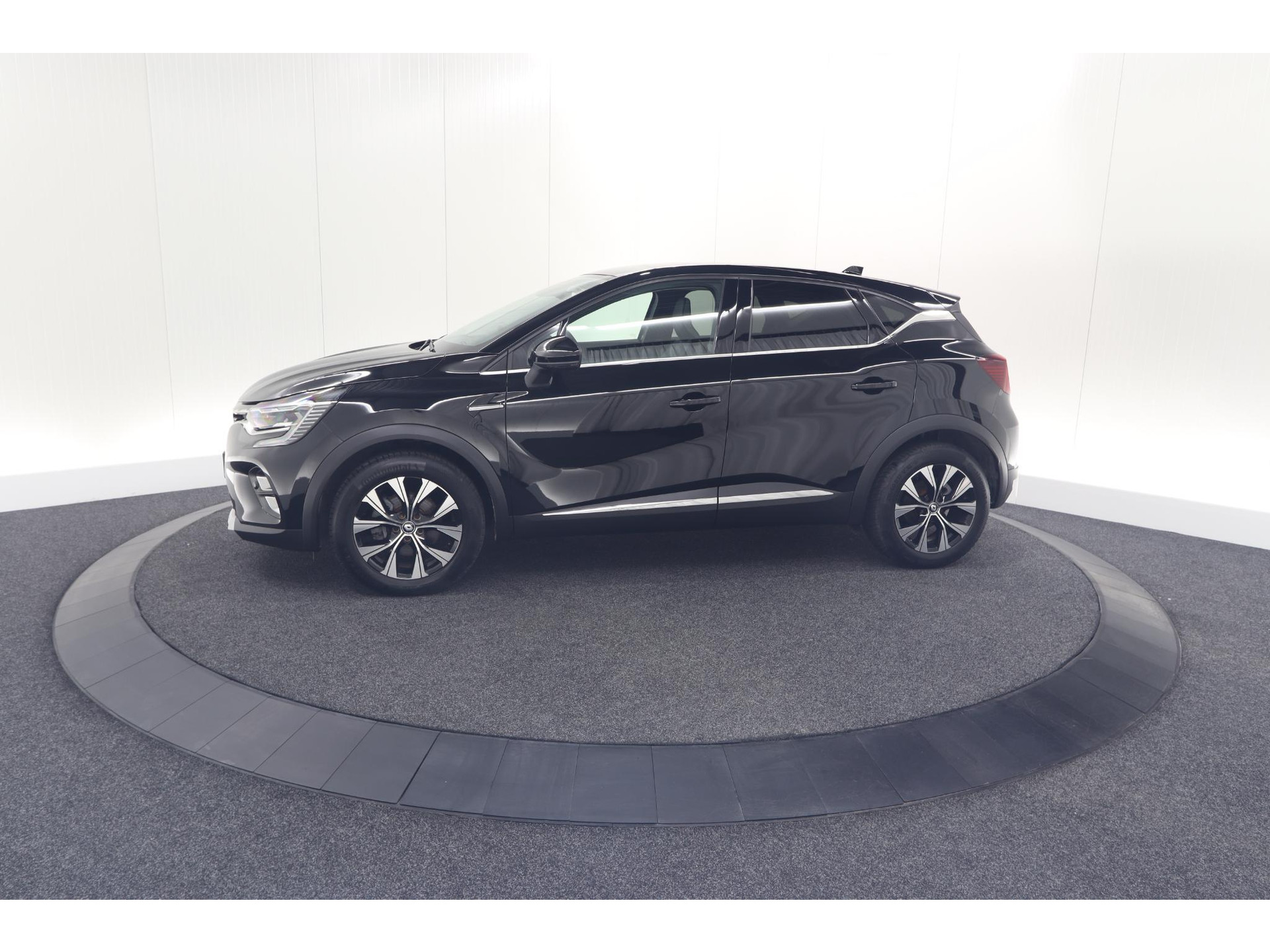 Renault Captur 1.6 E-Tech Hybrid 145 Techno | Pack Parking | Camera | Navigatie | Apple CarPlay