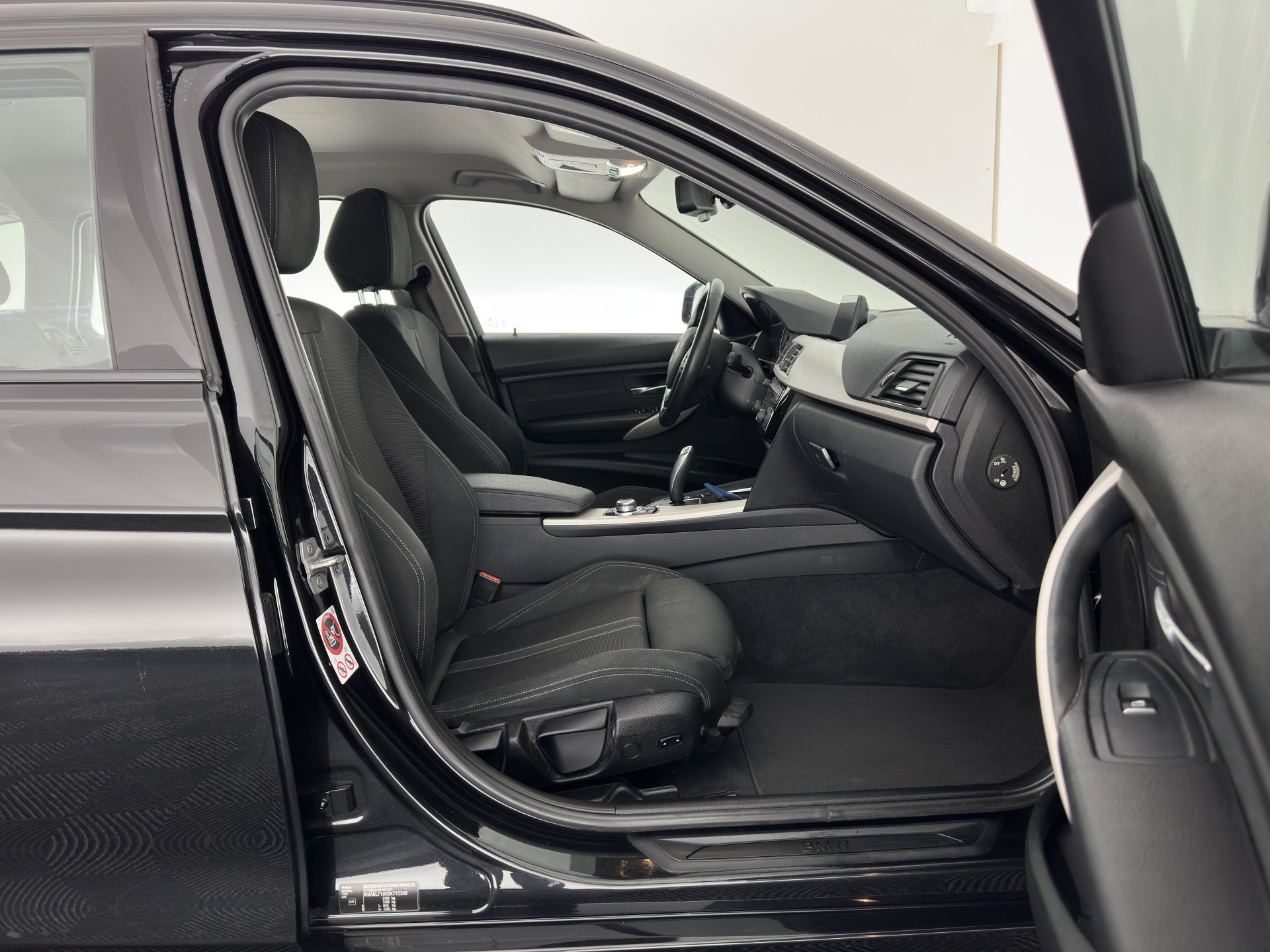 BMW 3-serie Touring 316d Centennial Executive Aut. *FULL-LED | SPORT-SEATS | NAVI-FULLMAP | ECC | PDC | CRUISE | 16''ALU*