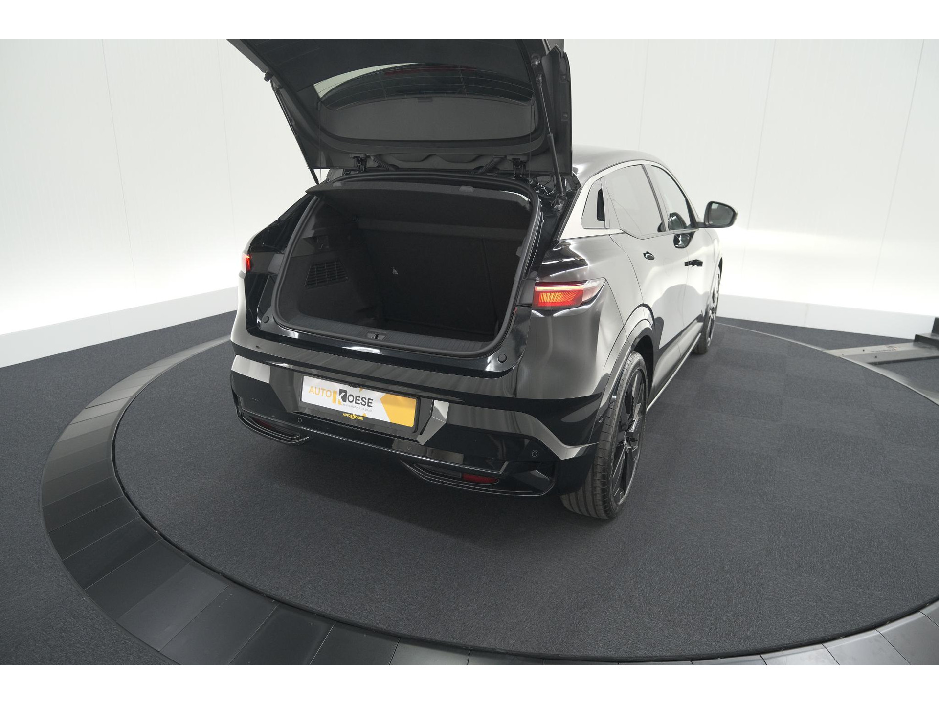 Renault Megane E-Tech EV60 Charge 220 Techno | Camera | Pack Winter | Adaptieve Cruise Control