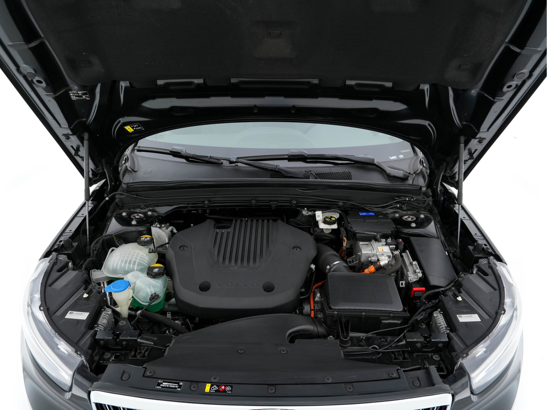 Volvo XC40 1.5 T5 Recharge Business Pro ( PLUG-IN ) (INCL-BTW) *AUT | NAVI-FULLMAP | DIGI-COCKPIT | CLIMA | KEYLESS | DAB | HEATED-SPORTSEATS | FULL-LED | ADAPTIVE-CRUISE | CAMERA | 18'' ALU*