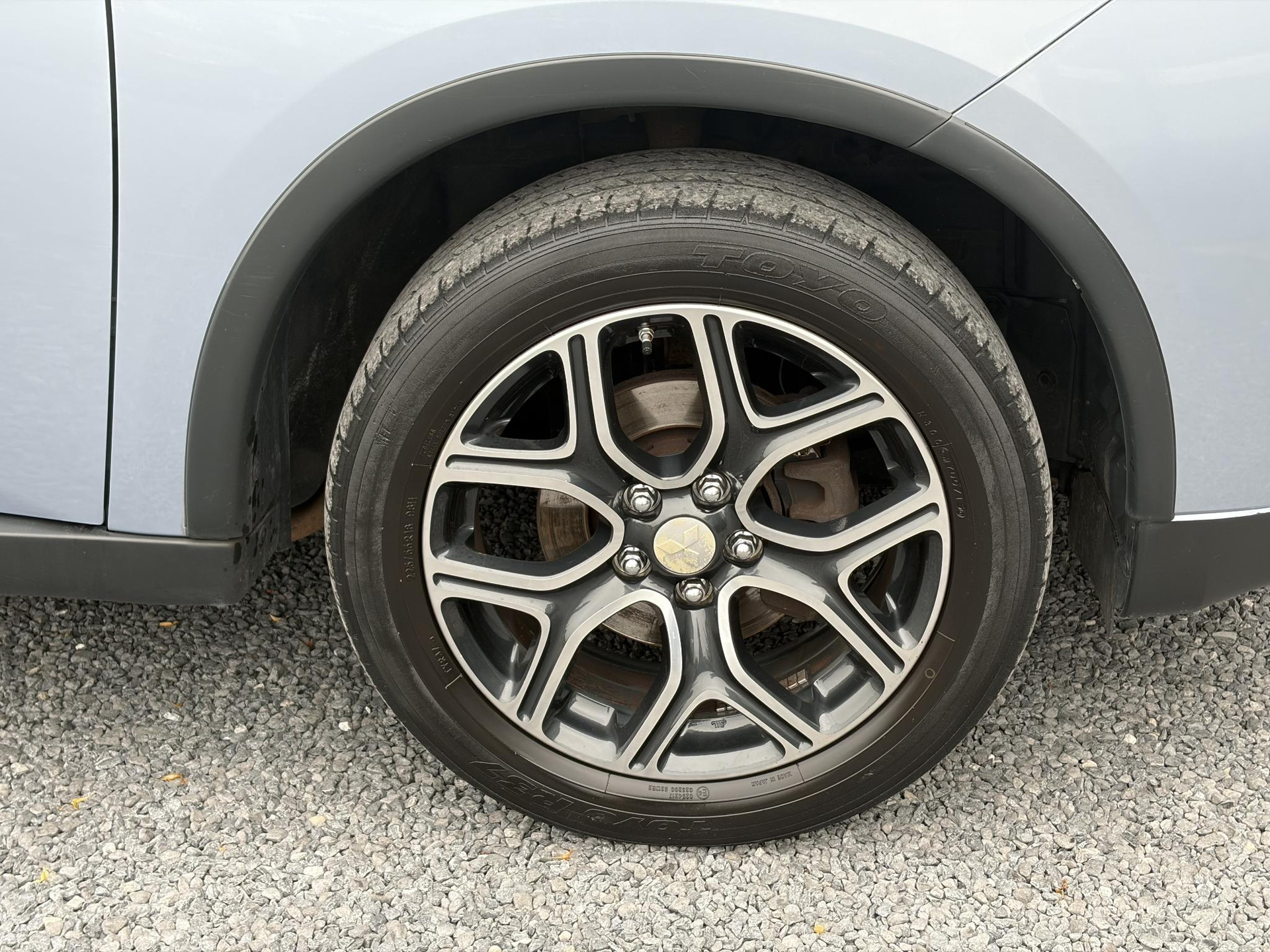 Mitsubishi Outlander 2.0 PHEV Executive Edition Trekhaak,Schuifdak,Leder,Stoelverw-Koeling,Camera,Navi,Keyless,Clima,Cruise,Lm velgen,Pdc,V+A,Rijstrooksensor,Extra velgen,N.A.P,Nieuwe Apk bij Aflevering