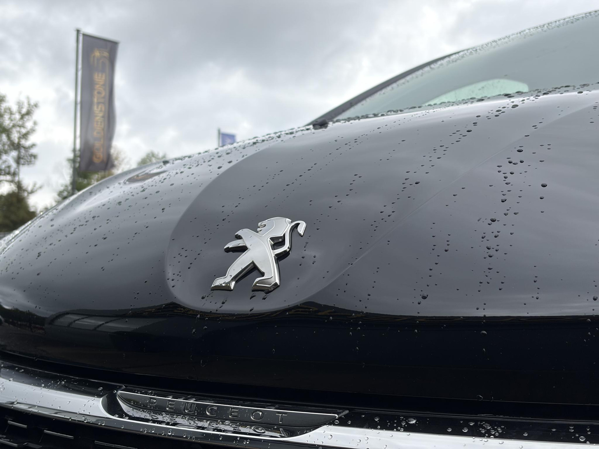 Peugeot 208 1.2 PureTech Signature ✓Net beurt gahad✓Navi✓Carplay✓Lm velgen✓Airco✓Cruise✓5 Deurs✓Pdc✓5 Deurs✓Lm velgen✓N.A.P✓Apk tot 04-2027
