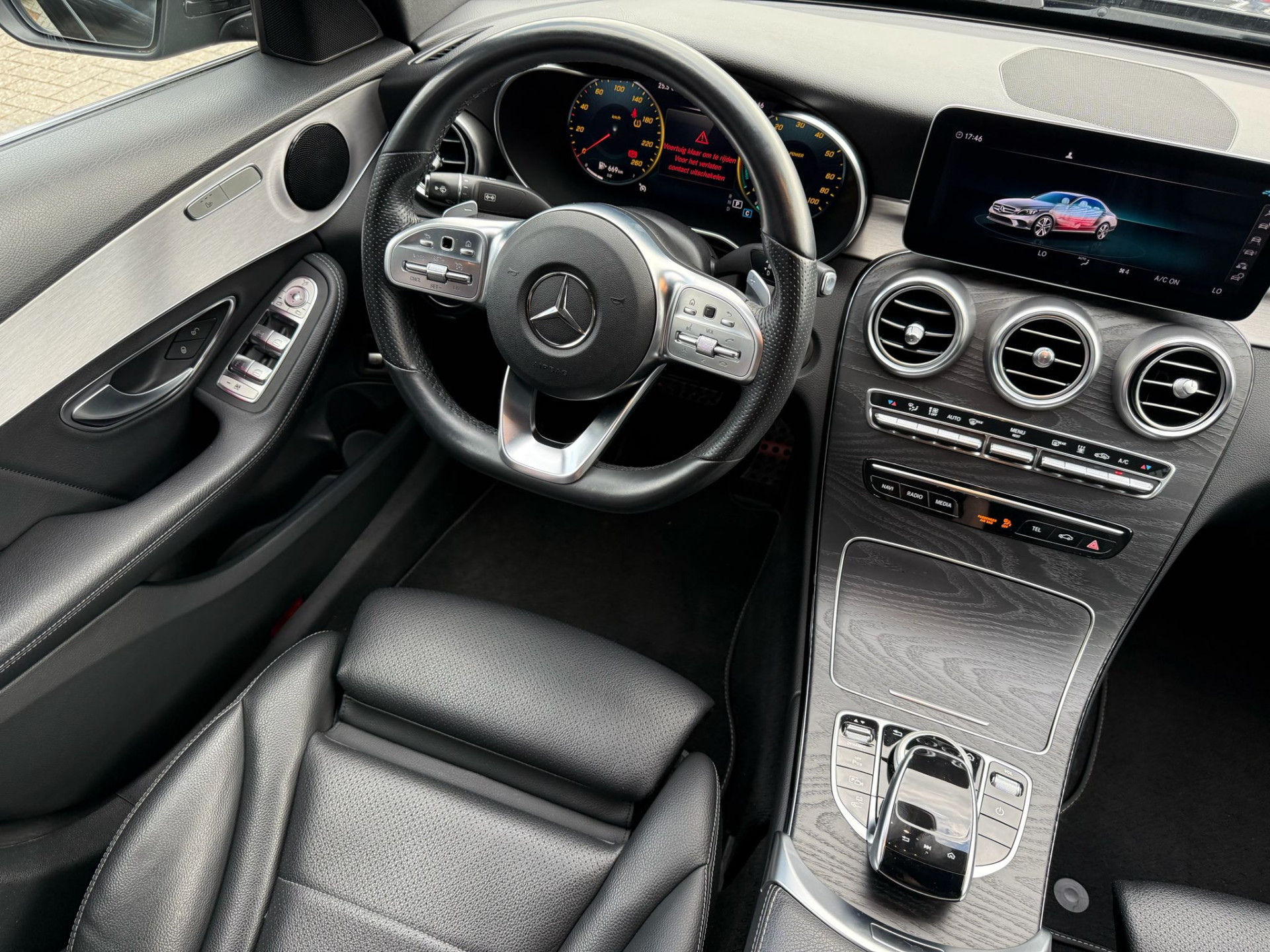 Mercedes-Benz C-klasse 300 e Advantage Pack | 3/6/12MND GARANTIE | AUTOMAAT | CRUISE | LED | LEDER | 360 CAMERA | SFEER | CARPLAY | NAVI |