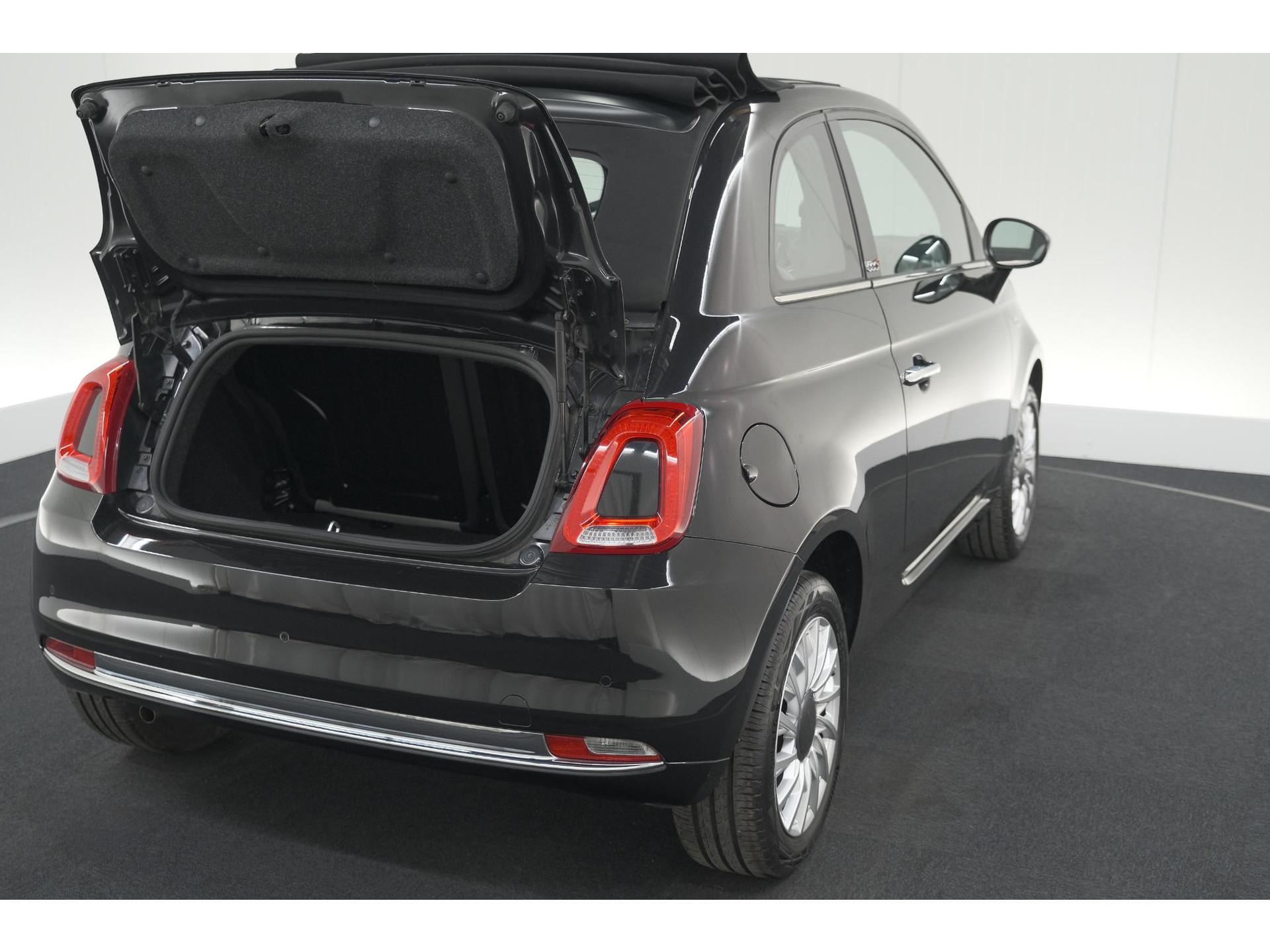 Fiat 500 C 1.0 Hybrid Dolcevita | Apple Carplay | Parkeersensoren | Climate Control