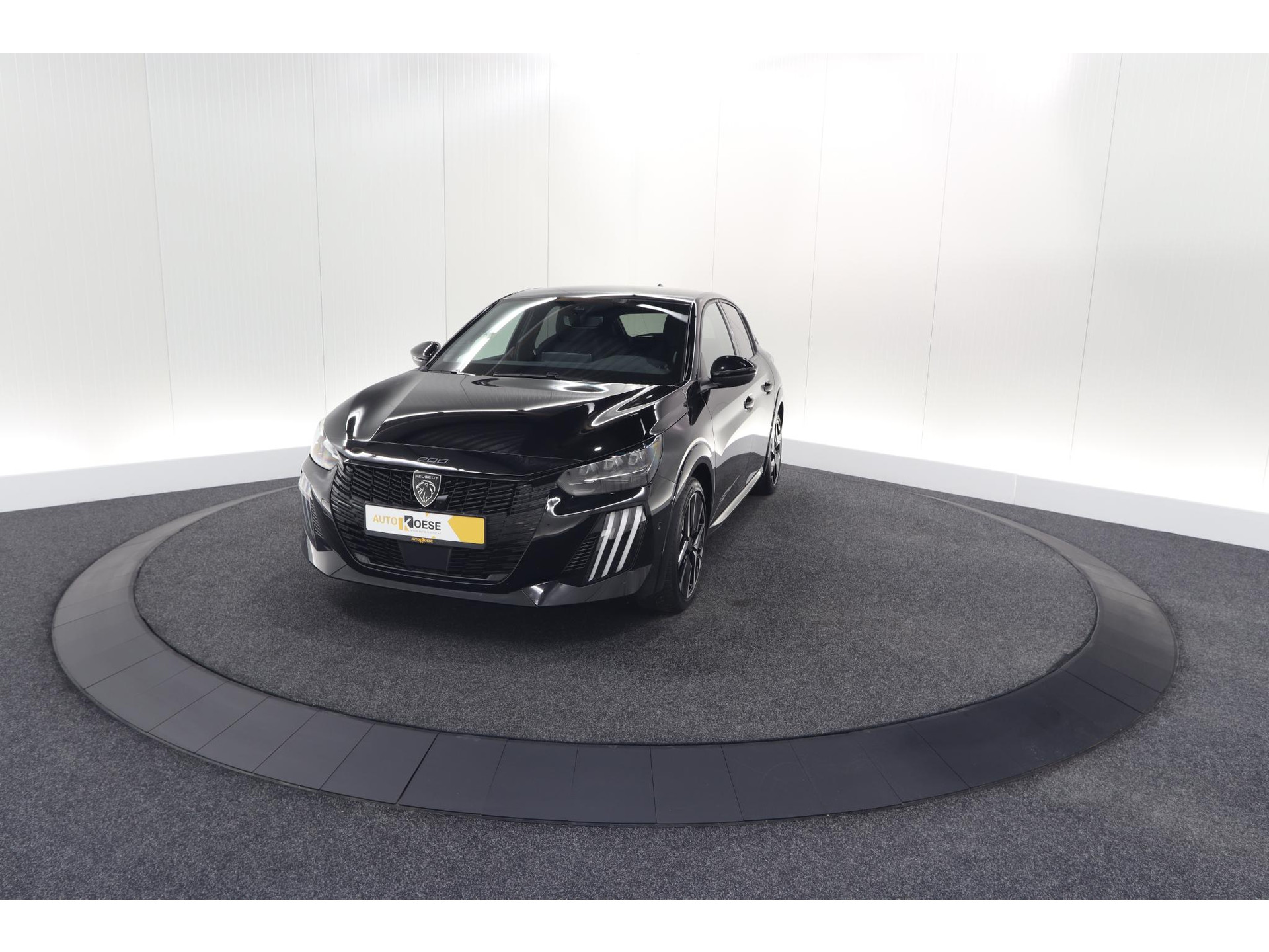 Peugeot 208 Hybrid 136 e-DCS6 GT | 360 Camera | Adaptieve Cruise Control | Dodehoekdetectie | Apple Carplay