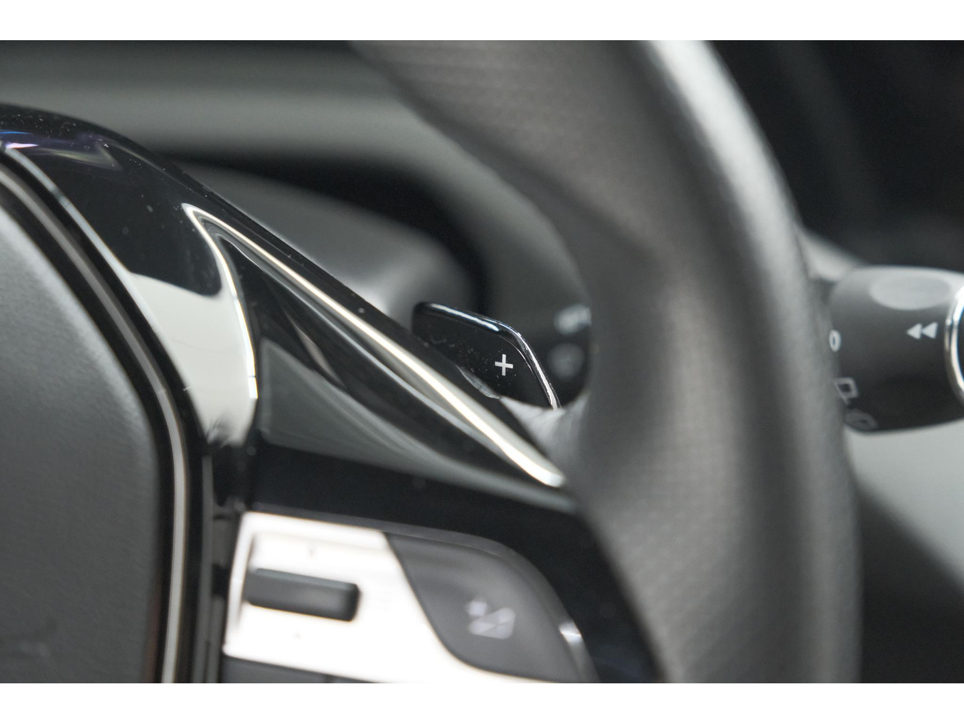 Peugeot 308 SW PureTech 130 EAT8 GT | Trekhaak | Stoelverwarming | Camera | Adaptieve Cruise Control