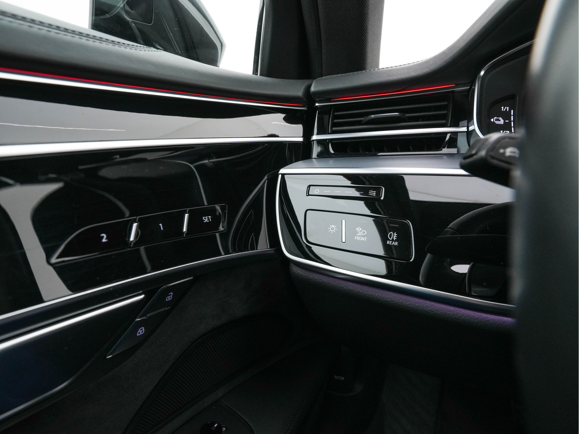 Audi A8 60 TFSI-E Quattro Lang Pro Line Plus (INCL-BTW) *PANO | LEATHER | MATRIX-LED | ADAPTIVE-CRUISE | BLIND-SPOT | SOFT-CLOSE | BANG&OLUFSEN | TOP-VIEW | MEMORY-PACK | MASSAGE | KEYLESS | DIGI-COCKPIT | NAVI-FULLMAP | 20''ALU