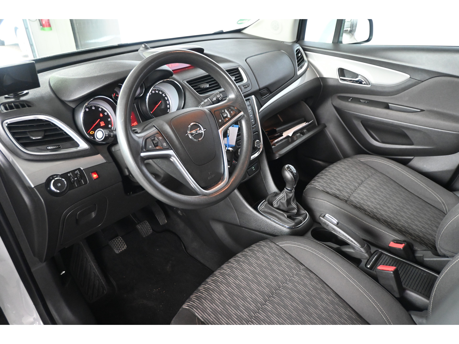 Opel Mokka 1.6 Selection Airco Cruise Control Trekhaak Goed Onderhouden! Inruil Mogelijk!