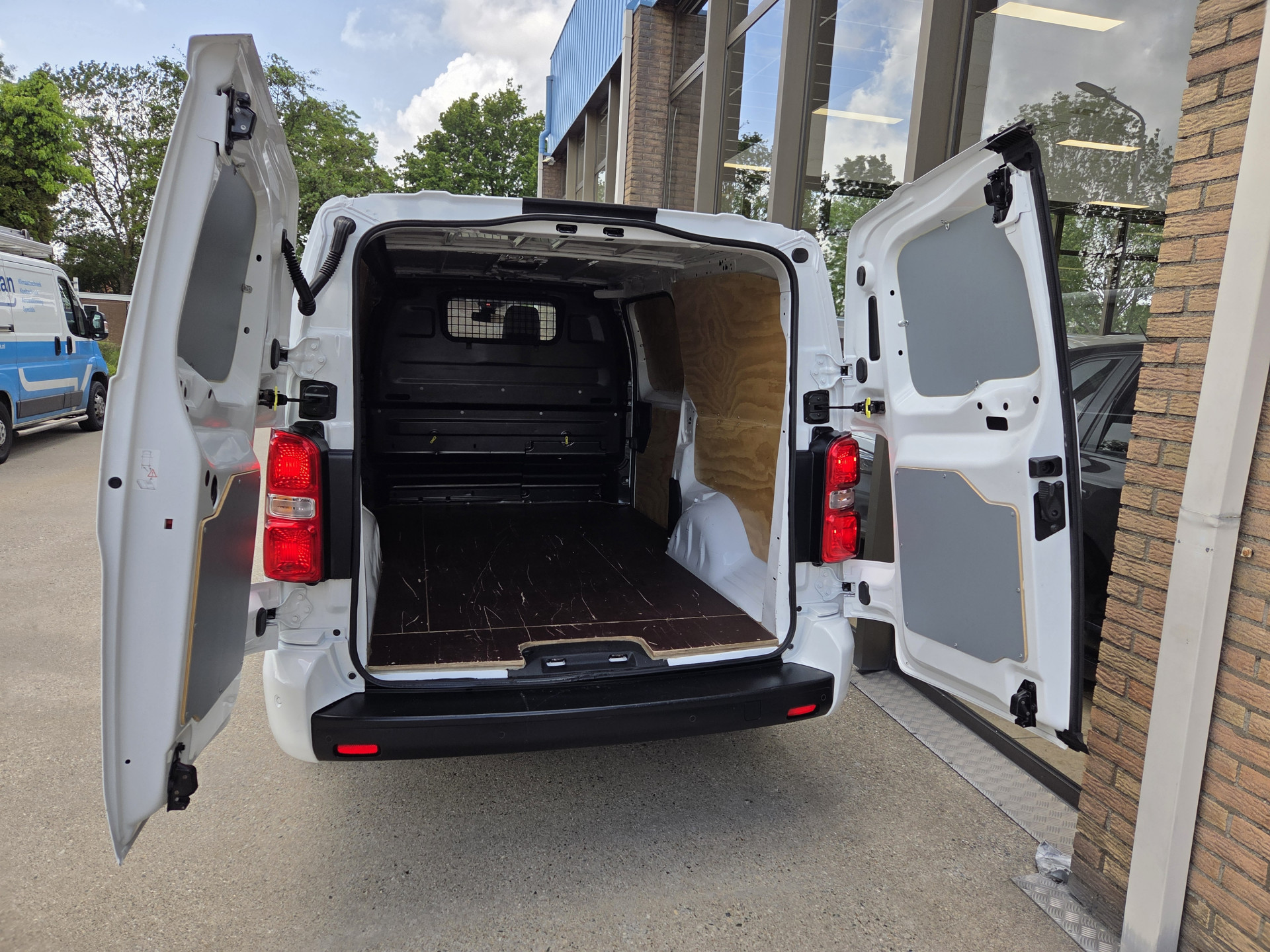 Citroën Jumpy 2.0 BlueHDI  Automaat 180 PK XL L3