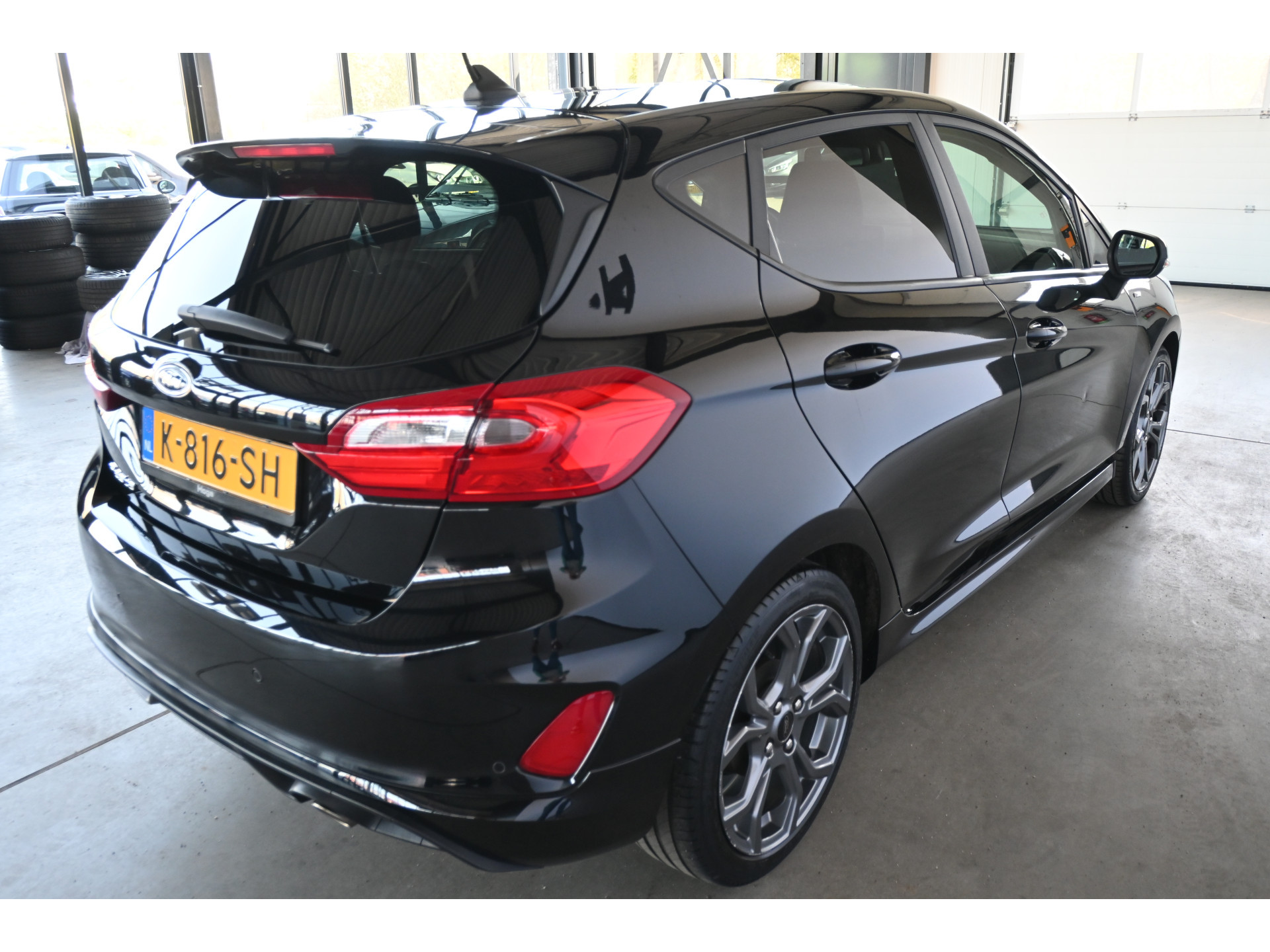 Ford Fiesta 1.0 EcoBoost ST-Line Bang & Olufsen Clima Navigatie Cruise control LED Stoelverwarming Inruil Mogelijk!
