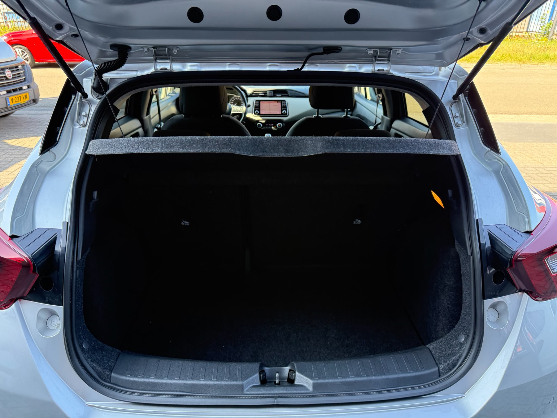 Nissan Micra 0.9 IG-T Tekna | 2E EIGENAAR | 3/6/12MND GARANTIE| CRUISE | NAVI | DAB | CAMERA | AIRCO |