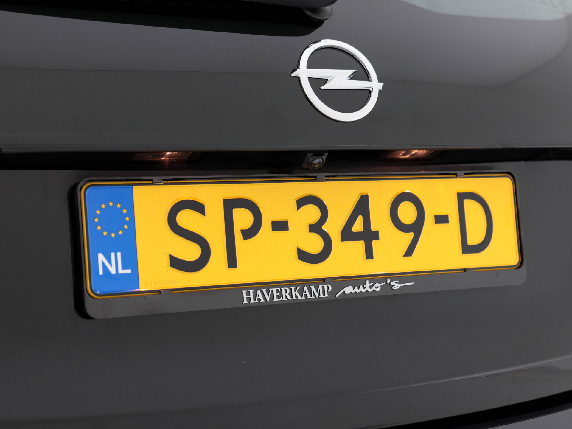 Opel Ampera-e Business Executive 60 kWh (INCL-BTW)  Aut. *LEATHER | BOSE-AUDIO | DIGI-COCKPIT | KEYLESS | CCS-FASTLOADER | FULL-LED | DAB | NAVI-FULLMAP | CRUISE | CARPLAY | LANE-ASSIST | HEATED-COMFORTSEATS | 17"ALU*