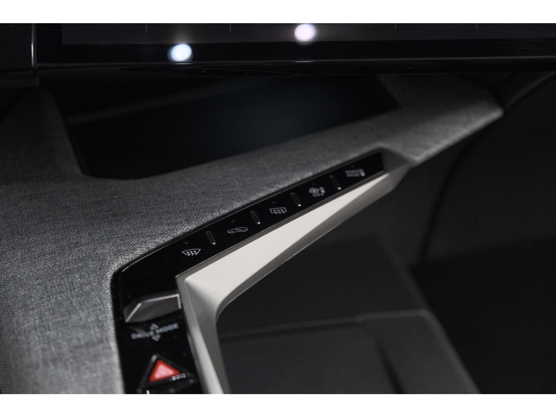 Peugeot 5008 1.2 Hybrid 136 GT | Adaptieve Cruise Control | Camera | Elektrische Kofferklep | Stoelverwarming