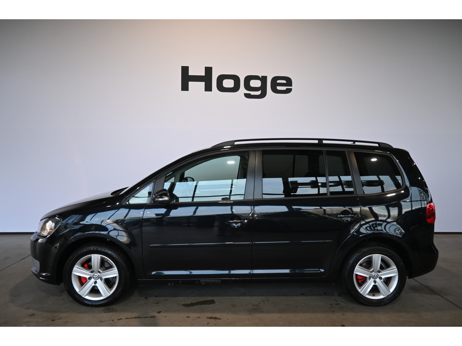Volkswagen Touran 1.4 TSI Highline Automaat Clima Stoelverwarming Goed Onderhouden! Inruil Mogelijk!