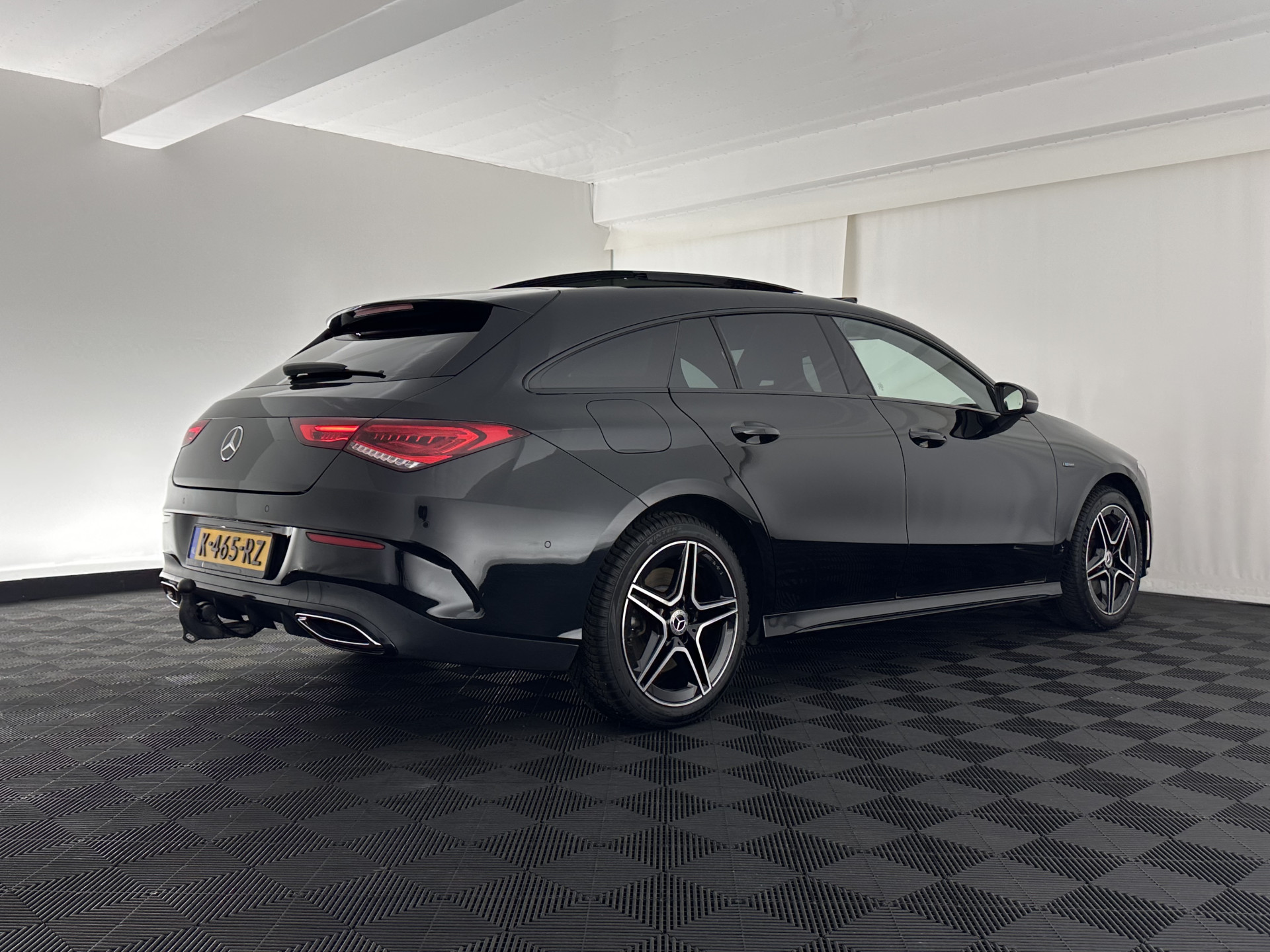 Mercedes-Benz CLA-klasse Shooting Brake 250 e AMG Limited Business Solution ( Plug-in ) (INCL-BTW) *PANO | LEATHER-MICROFIBRE | FULL-LED | AMBIENTLIGHT | BLINDSPOT | HEATED-SPORTSEATS | WIDESCREEN-DIGICOCKPIT | DAB+ | NAVI-FULLMAP | CAMERA | PRIVACYGLASS