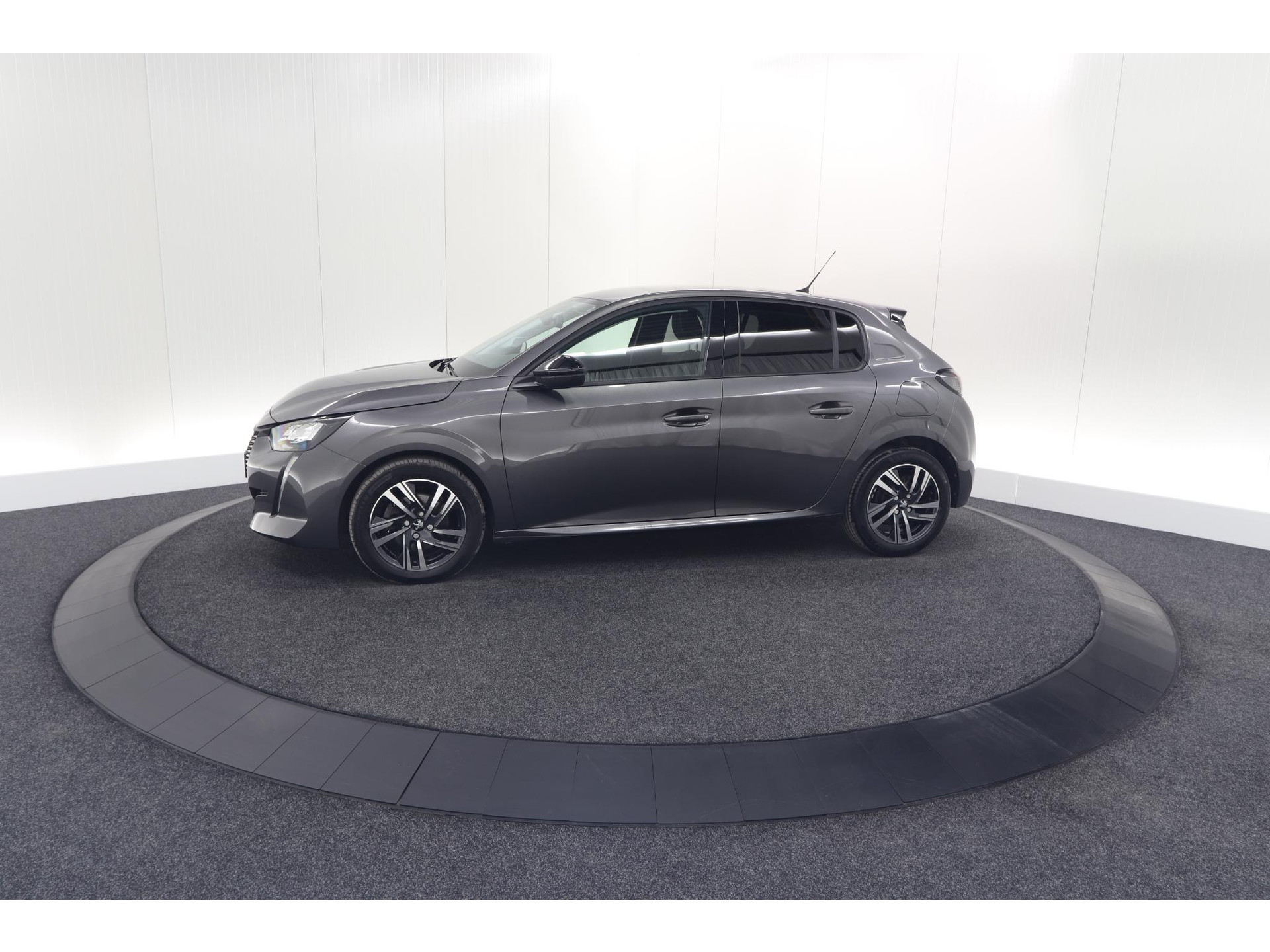 Peugeot 208 PureTech 100 Allure Pack | Camera | Apple Carplay | Stoelverwarming | Parkeersensoren