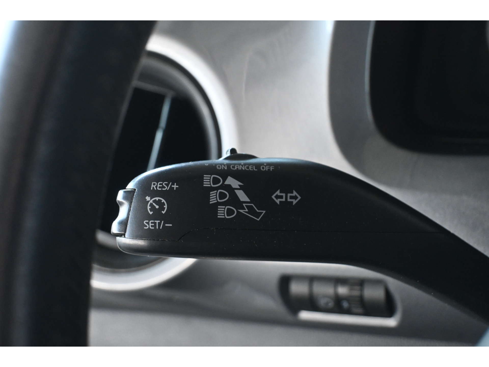 SEAT Mii 1.0 Style Sport Airco Cruise Control All in Prijs! Inruil Mogelijk!