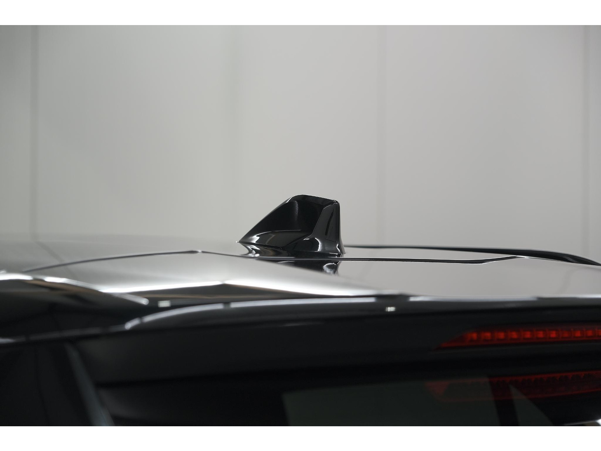 Peugeot 2008 Hybrid 145 e-DCS6 GT | Camera | Apple Carplay | Parkeersensoren