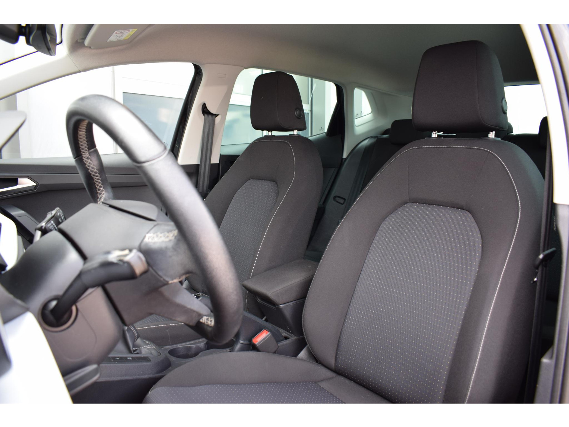 SEAT Ibiza 1.0 EcoTSI Style Business Intense | LED | Stoelverwarming | Climate | CarPlay
