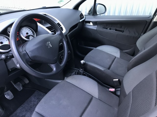 Peugeot 207 1.4 - V E R K O C H T