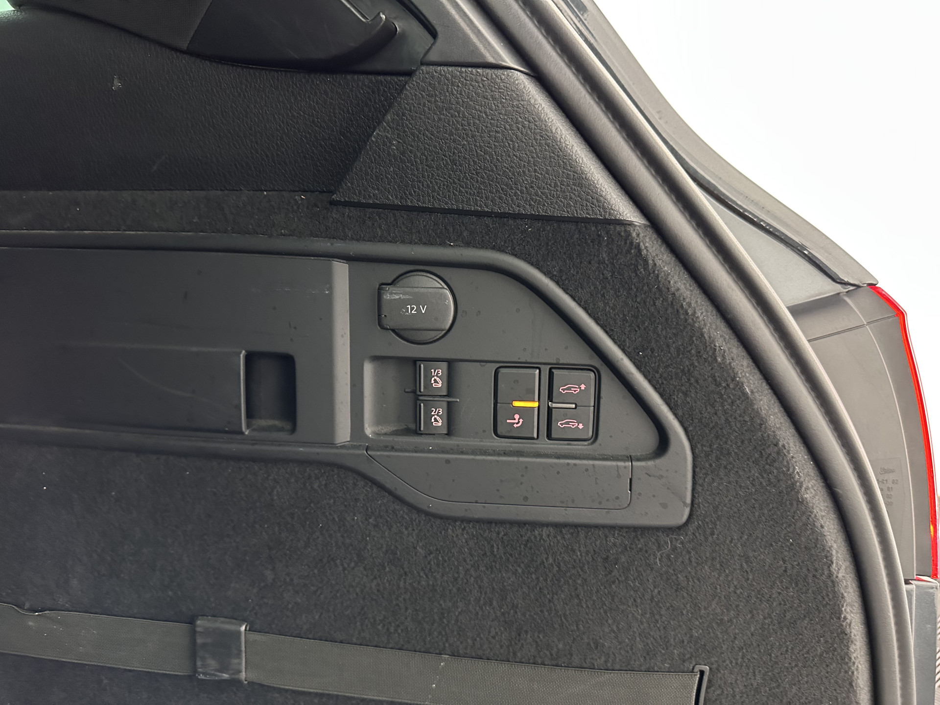 Volkswagen Touareg 3.0 TDI Highline Aut. *PANO | LEATHER | XENON | MEMORY-PACK | DYNAUDIO | NAVI-FULLMAP | AIRSUSPENSION | CAMERA | SHIFTPADDLES | ECC | PDC | CRUISE | TOWBAR | DAB | 18''ALU*