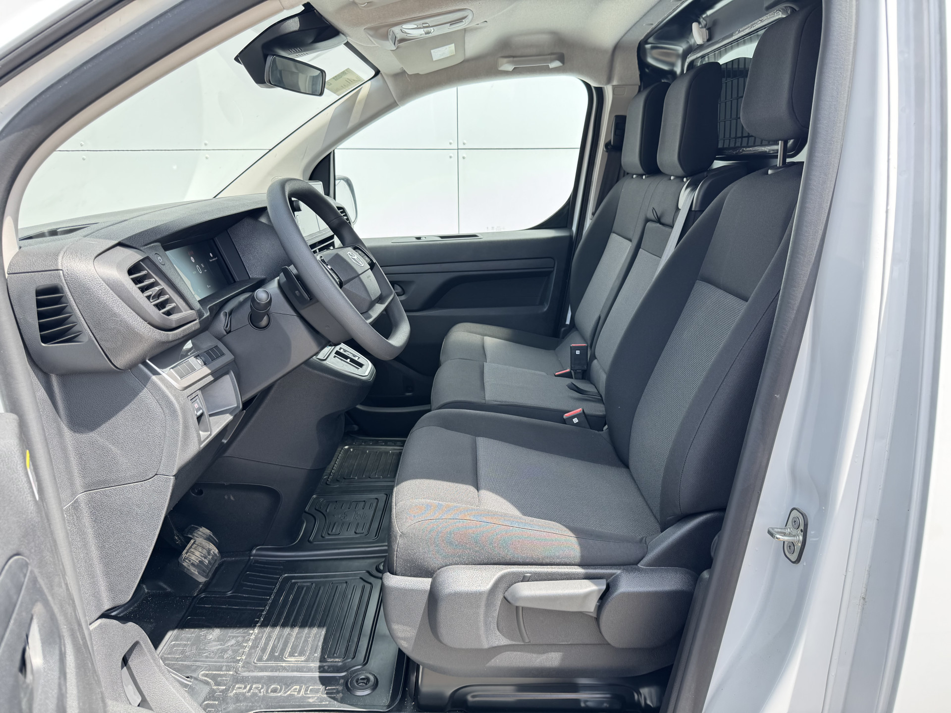 Toyota Proace Electric 75kWh Nieuw! Elektrisch L1 348km WLTP Snelladen Climate Control Cruise Control Camera Parkeersensoren v+a