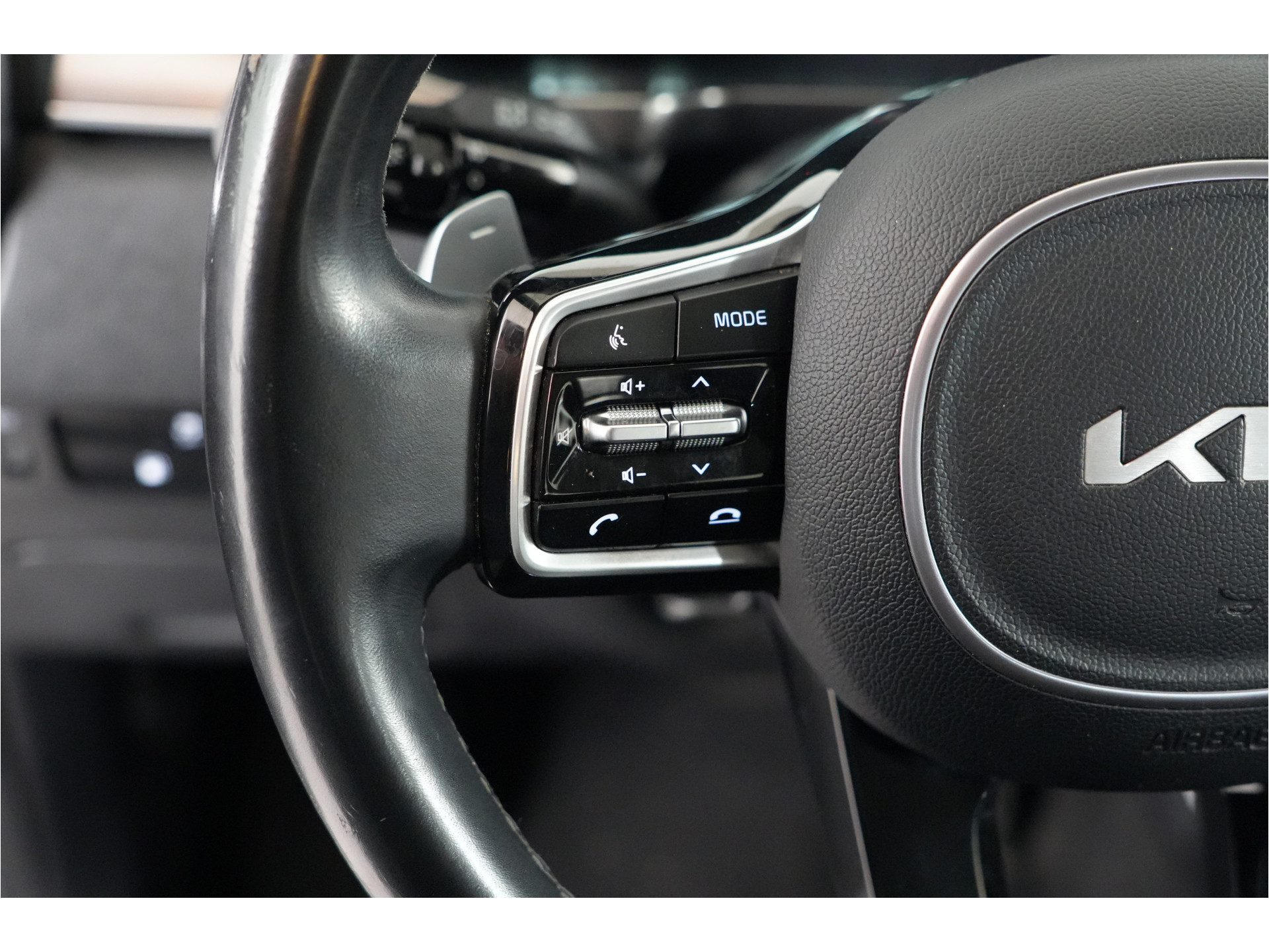 Kia Sorento 1.6 T-GDI 4WD 265 pk PHEV | SOH 100% | 7 pers | Navi | Apple/Android | Camera |