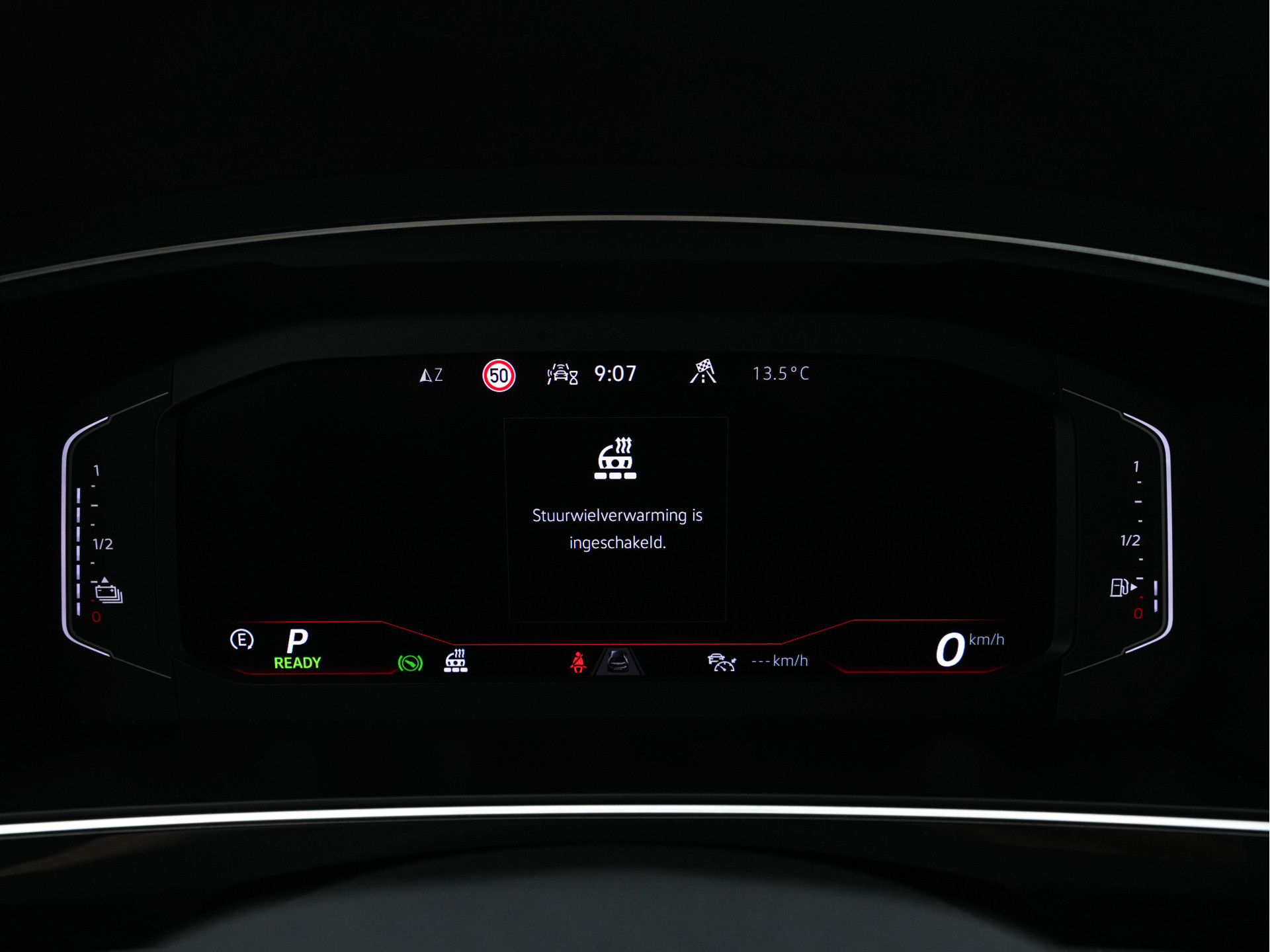 Volkswagen Tiguan 1.4 TSI R-Line Business+ (Plug-in) (INCL-BTW) Aut. *PANO | FULL-LED | ADAPTIVE-CRUISE | DIGI-COCKPIT | HEATED-COMFORTSEATS | NAV-FULLMAP | DAB+ | TOWBAR | PRIVACY-GLASS | ECC | PDC | 19''ALU