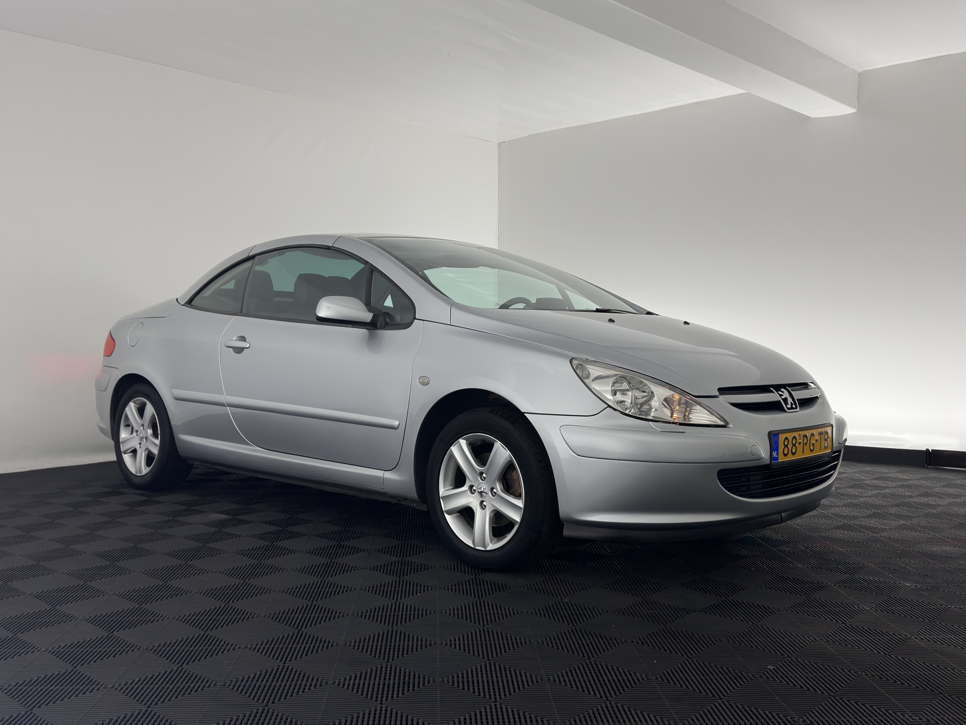 Peugeot 307 CC 1.6-16V *LEATHER | NAVI-FULLMAP | HEATED-SPORTSEATS | ECC | PDC | CRUISE | 16''ALU*