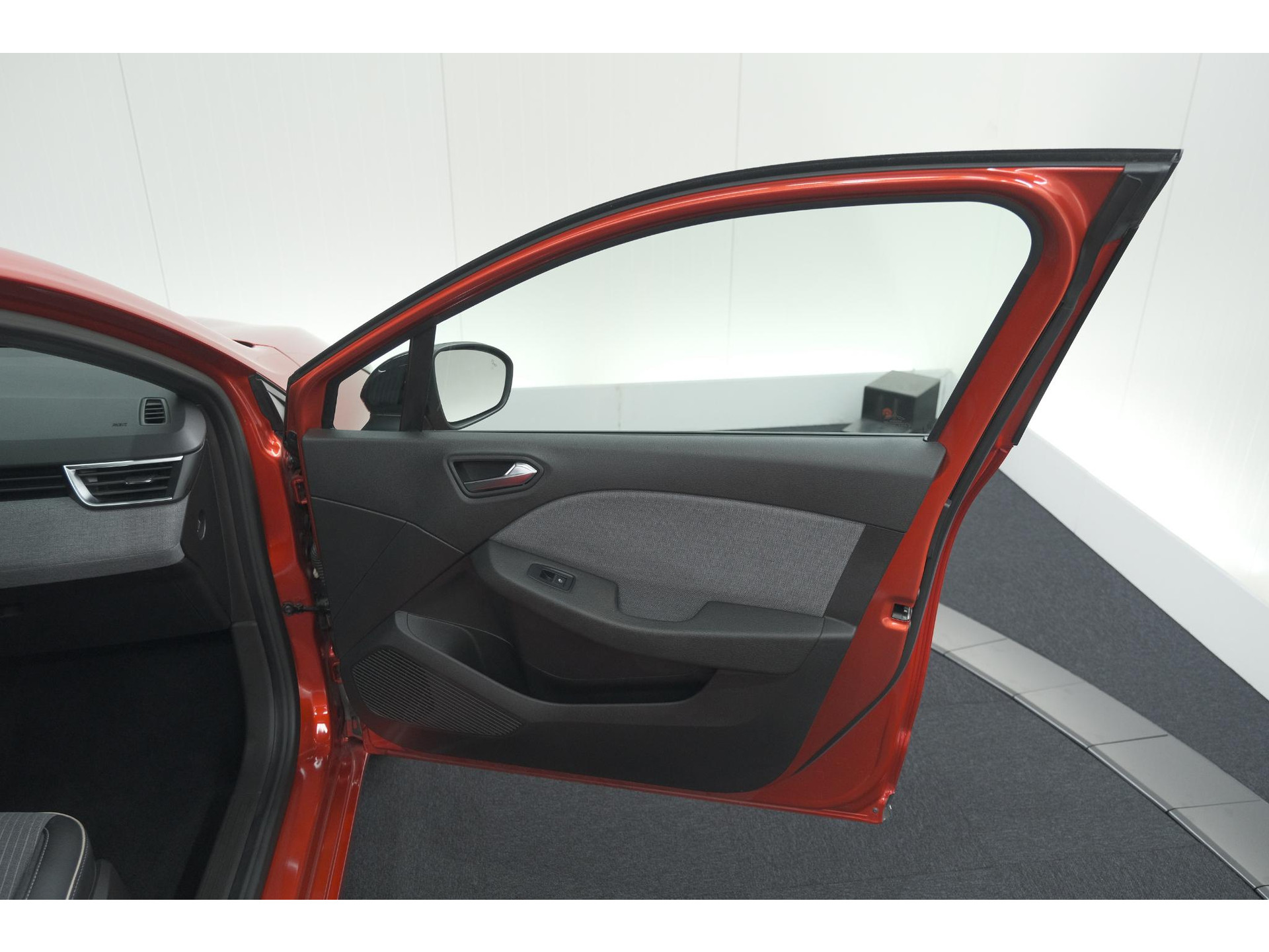 Renault Clio 1.0 TCe 90 GPF techno | 360 Camera | Adaptieve Cruise Control | 9.3 Inch Groot Scherm