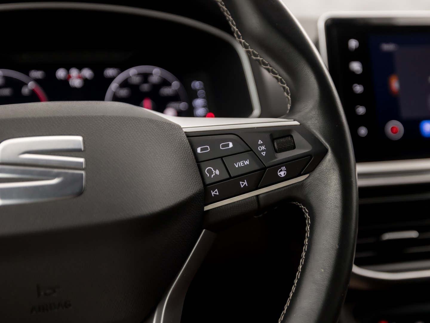 SEAT Tarraco 1.4 TSI e-Hybrid PHEV Xcellence Sport 245Pk Automaat (APPLE CARPLAY, GROOT NAVI, MEMORY SEAT, LEDER, CAMERA, SPORTSTOELEN, STOELVERWARMING, ELEK ACHTERKLEP, GETINT GLAS, NIEUWSTAAT)