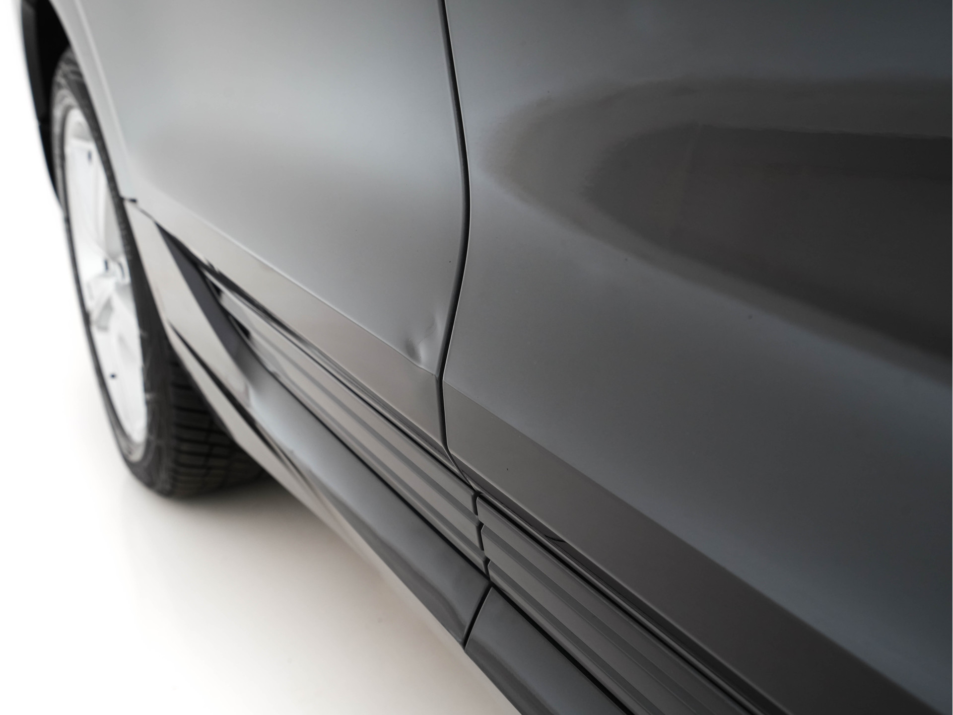 Audi e-tron 50 Quattro Launch-Edition-Plus 71 kWh [ 3-Fase ] {SOH-100%} (INCL-BTW) *PANO | LUXURY-LEATHER | ADAPTIVE-CRUISE | FULL-LED | DIGI-COCKPIT | KEYLESS | MEMORY-PACK | CAMERA | NAVI-FULLMAP | SHIFT-PADDLES | COMFORT-SEATS | 20''ALU*