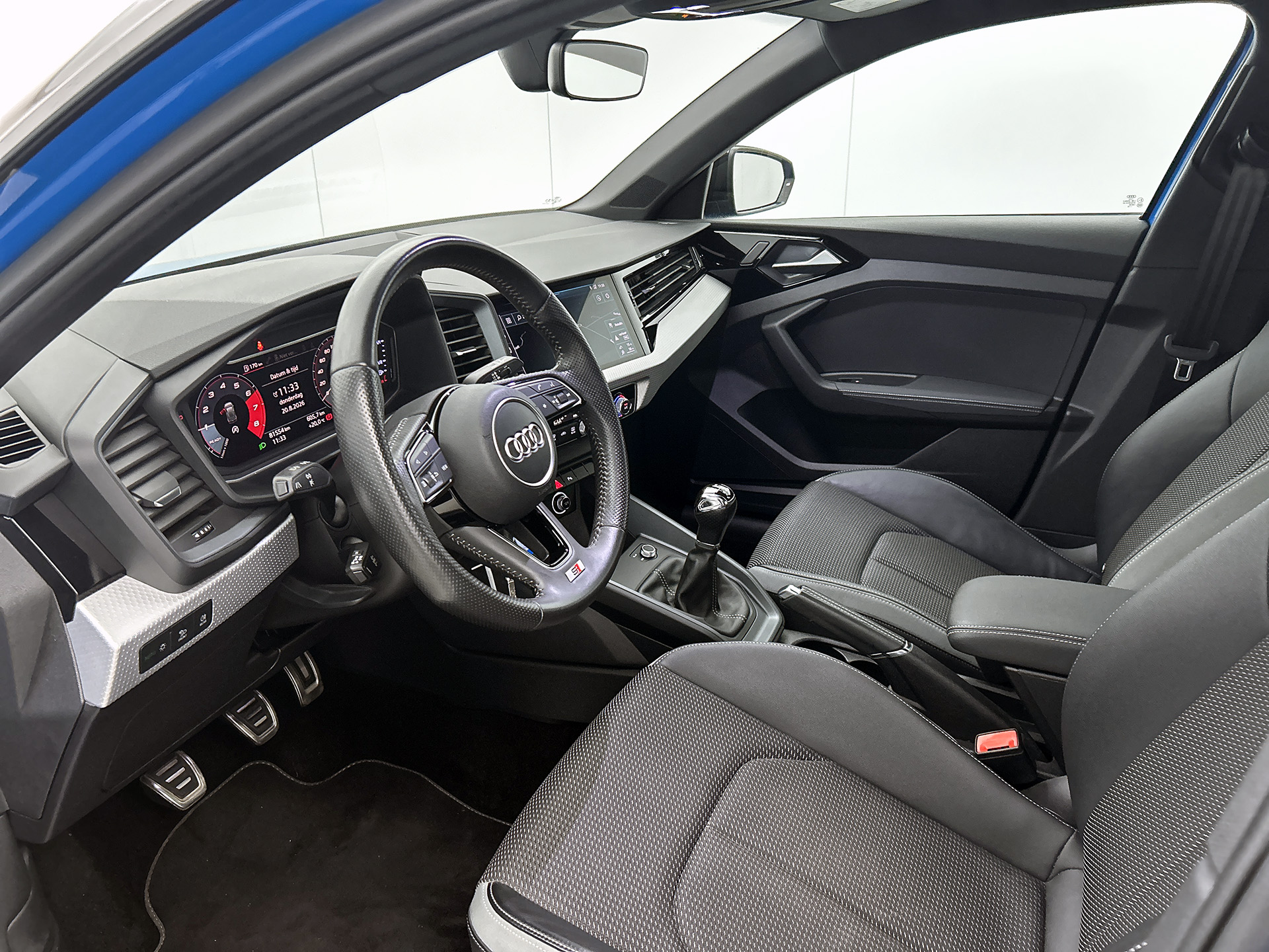 Audi A1 Sportback 30 TFSI S Line edition one | NAVI | STOELVERWARMING | CLIMAT CONTROL | PARKEER SENSOREN V+A