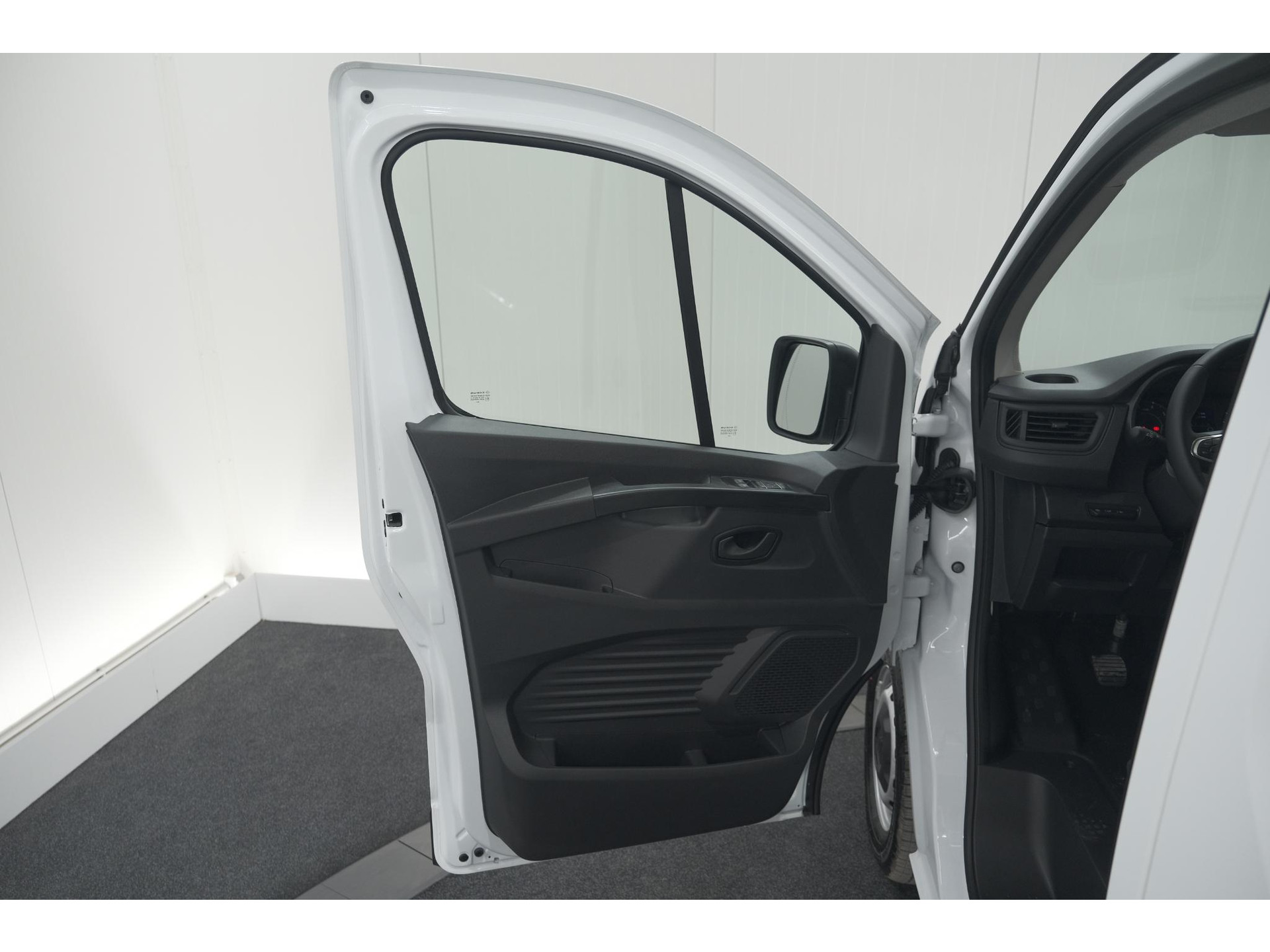 Renault Trafic 2.0 Blue dCi 130 T30 L2H1 Advance | Camera | Apple Carplay | Parkeersensoren