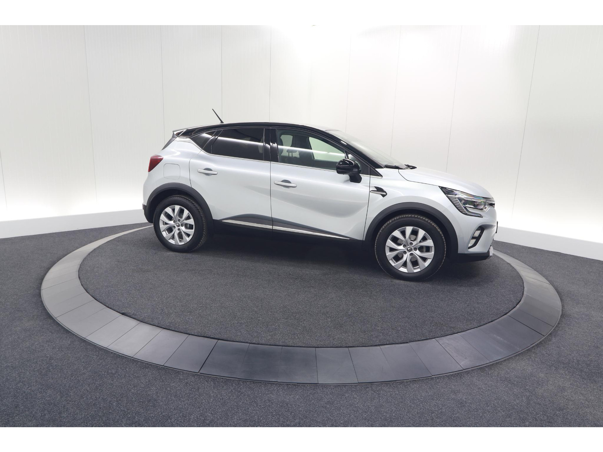 Renault Captur TCe 100 Intens | Camera | Navigatie | Parkeersensoren