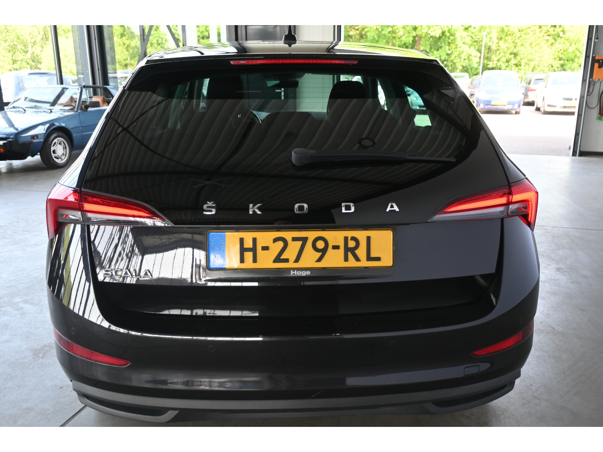 ŠKODA Scala 1.0 TSI Business Edition Clima Carplay Stoelverwarming Virtual Rijklaarprijs! Inruil Mogelijk!