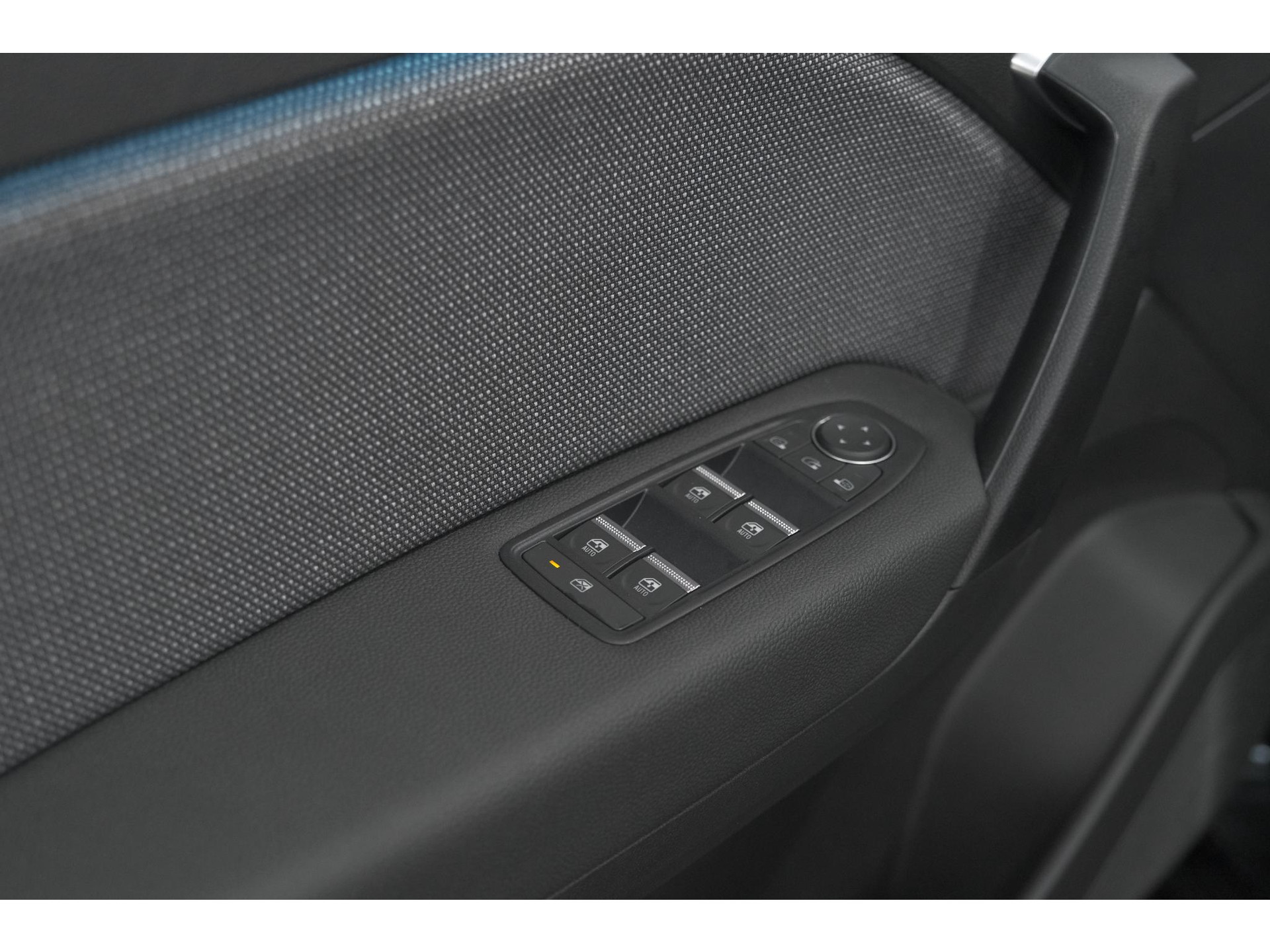 Renault Captur Mild Hybrid 160 EDC Techno | Pack Winter | Camera | Adaptieve Cruise Control | Apple Carplay