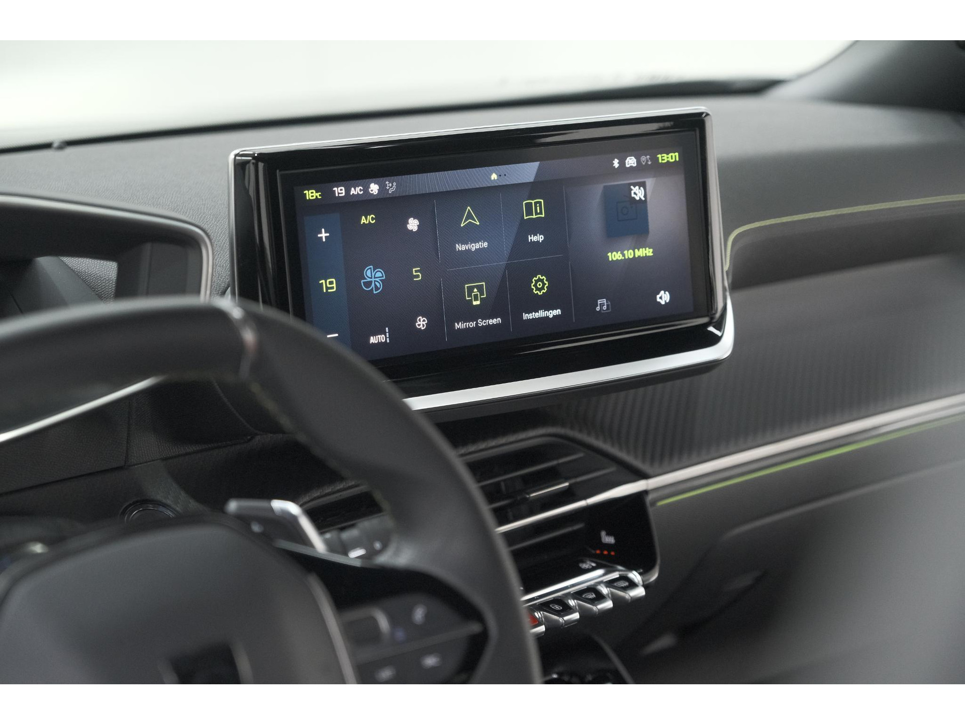 Peugeot 2008 PureTech 130 EAT8 GT | 360 Camera | Stoelmassage | Adaptieve Cruise Control | Dodehoekdetectie