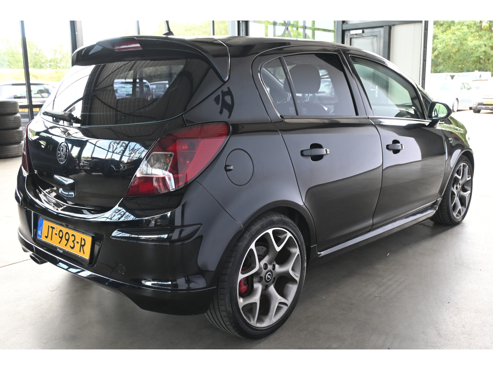 Opel Corsa 1.6-16V GSI 150 PK! Cruise control Lichtmetaal Navigatie Xenon Elektrisch Pakket Inruil Mogelijk!