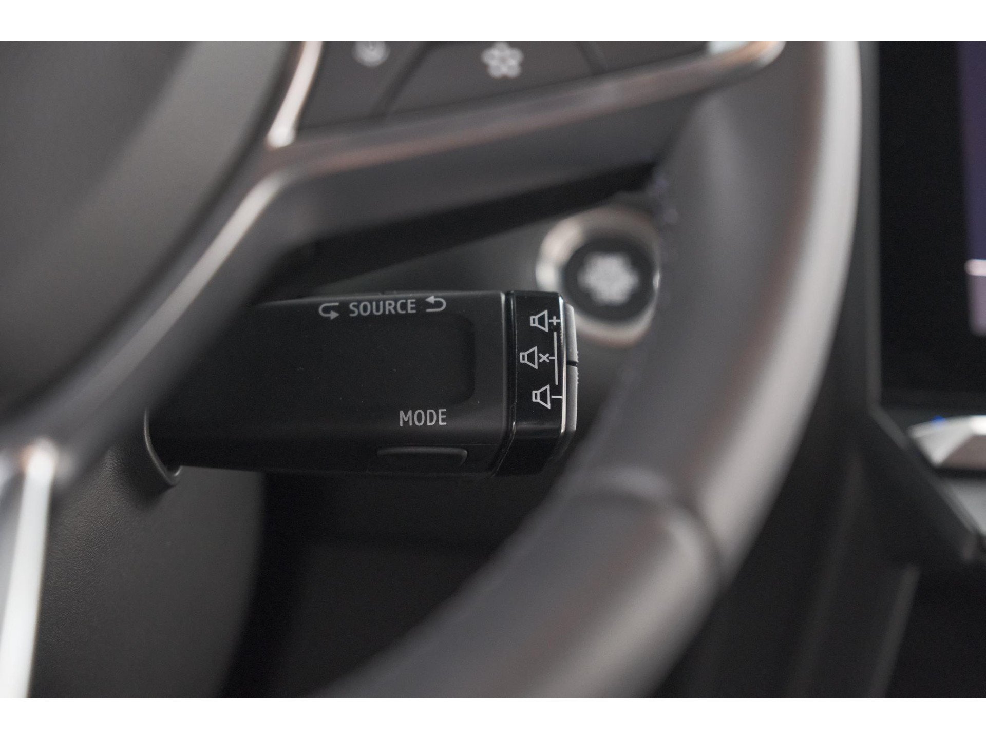 Renault Captur 1.6 E-Tech full hybrid 145 techno | Camera | Navigatie | Apple Carplay | Parkeersensoren