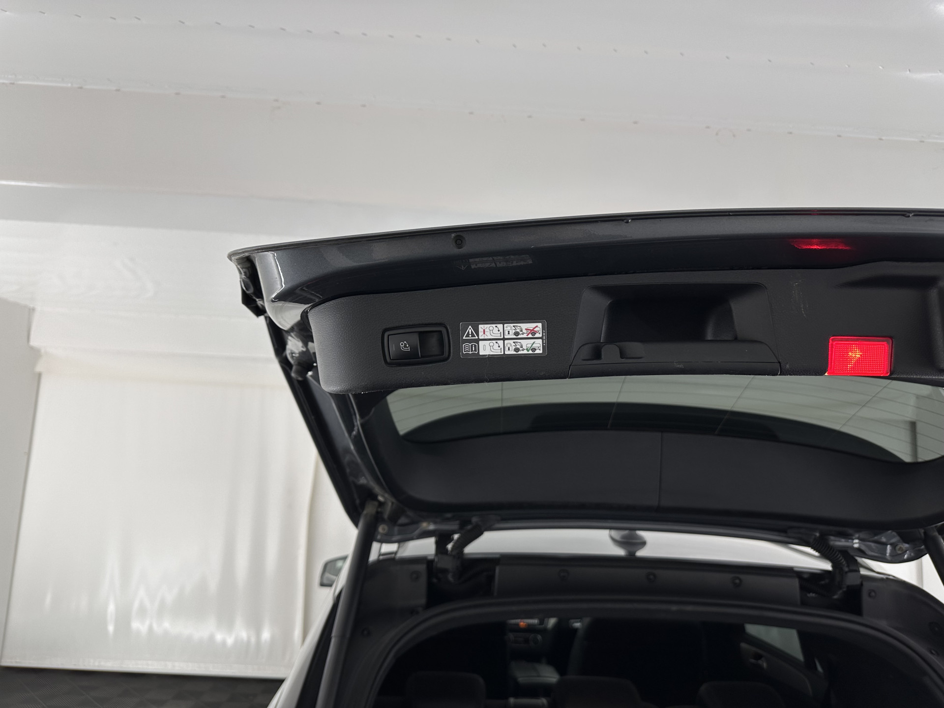 Mercedes-Benz GLE-klasse 350 d 4MATIC AMG Sport Edition (INCL-BTW) *PANO | DISTRONIC-PLUS | LEATHER | FULL-LED | BLINDSPOT | HARMAN/KARDON | TOPVIEW | MEMORY-PACK | AIRSUSPENSION | HEATED-COMFORTSEATS | NAVI-FULLMAP | PRIVACYGLASS | 21"ALU*