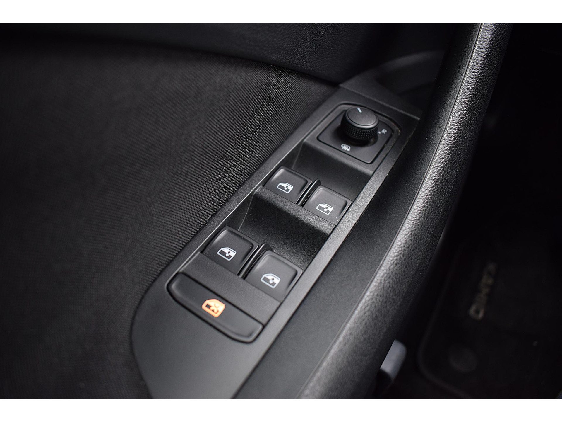 Skoda Kamiq 1.0 TSI Sport Business | Sportstoelen | Apple CarPlay | Climate | Cruise