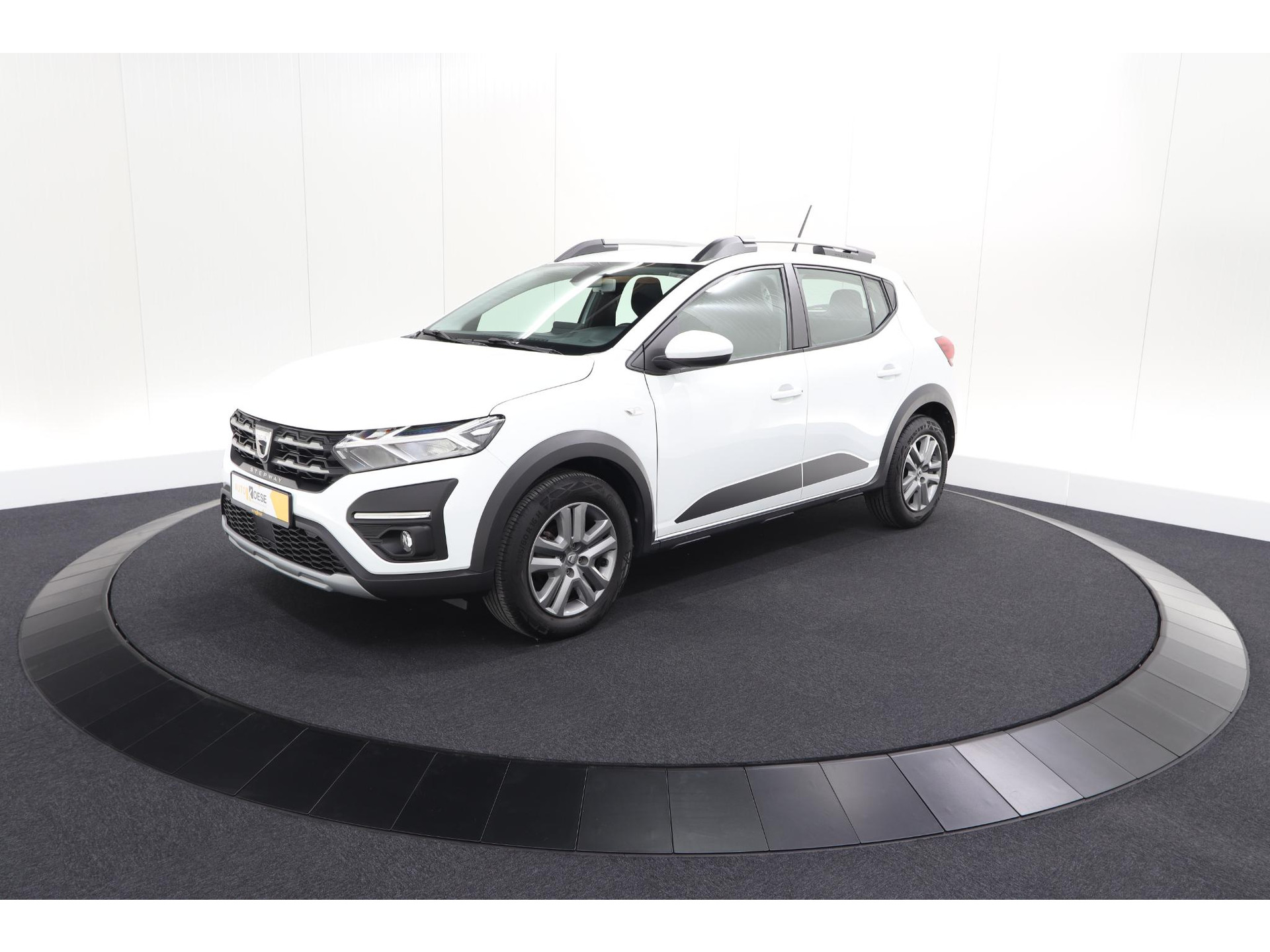 Dacia Sandero Stepway 1.0 TCe 90 Comfort | Apple Carplay | Parkeersensoren | Cruise Control